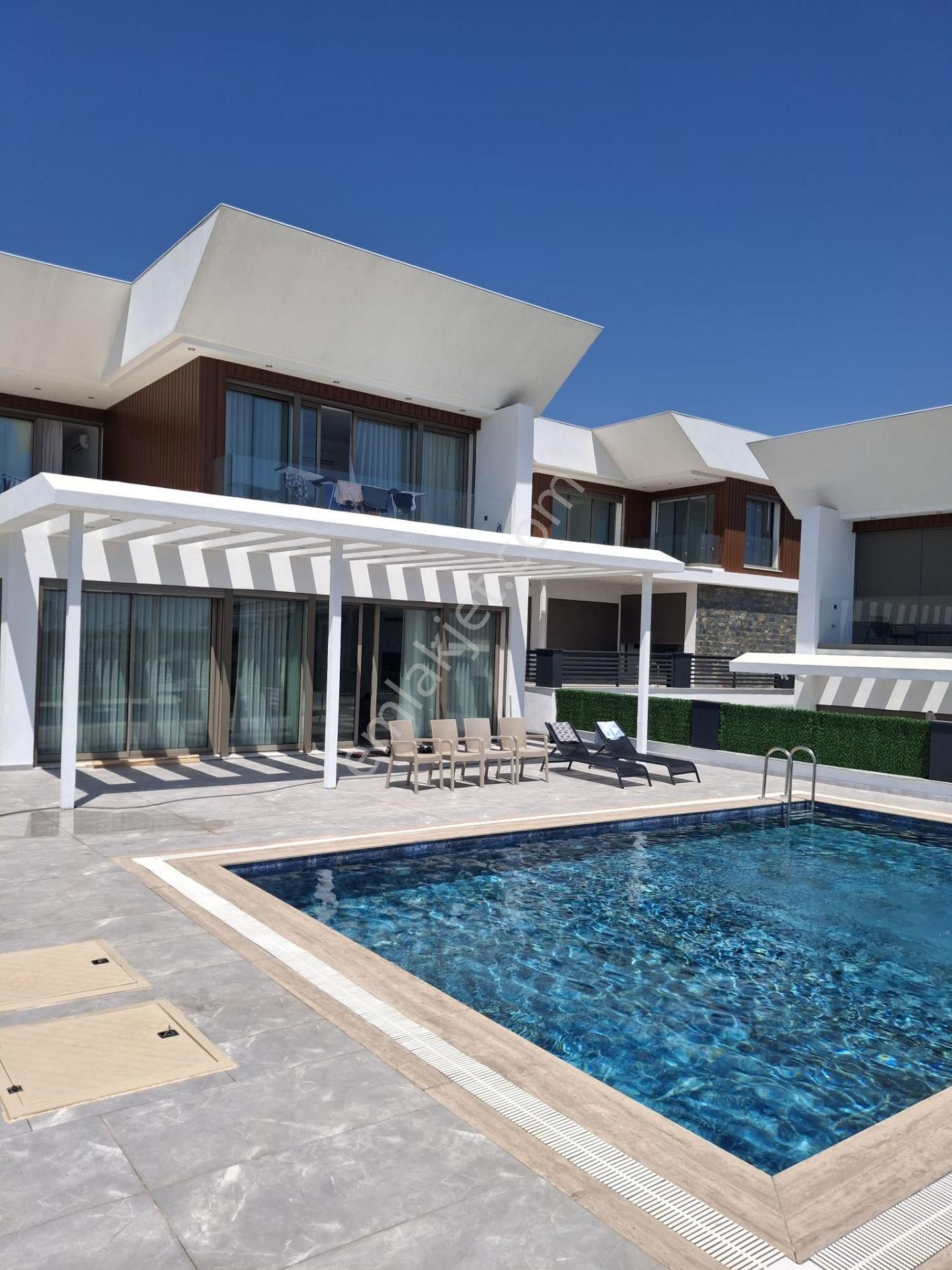 Çağlak İnşaattan Fener Caddesinde Ultra Lüks Full Deniz Manzaralı Villa
