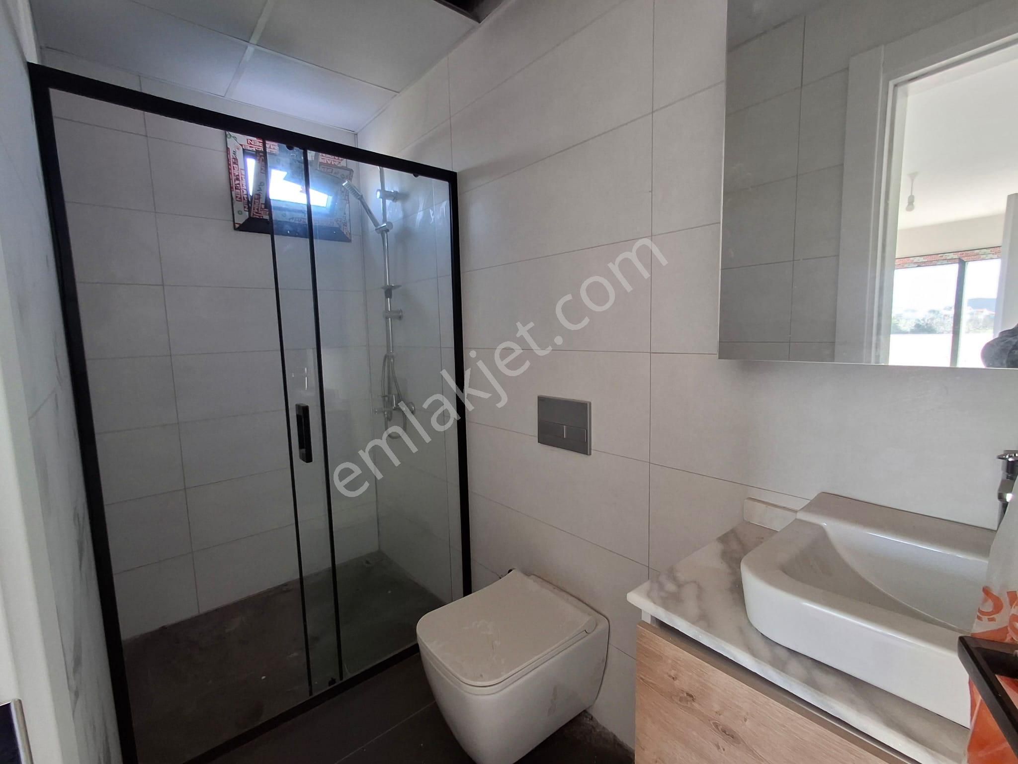 Bal Gayrimenkul -gölcüklerde Açık Mutfak Geniş Bahçeli 4+1 Villa - Görsel 10