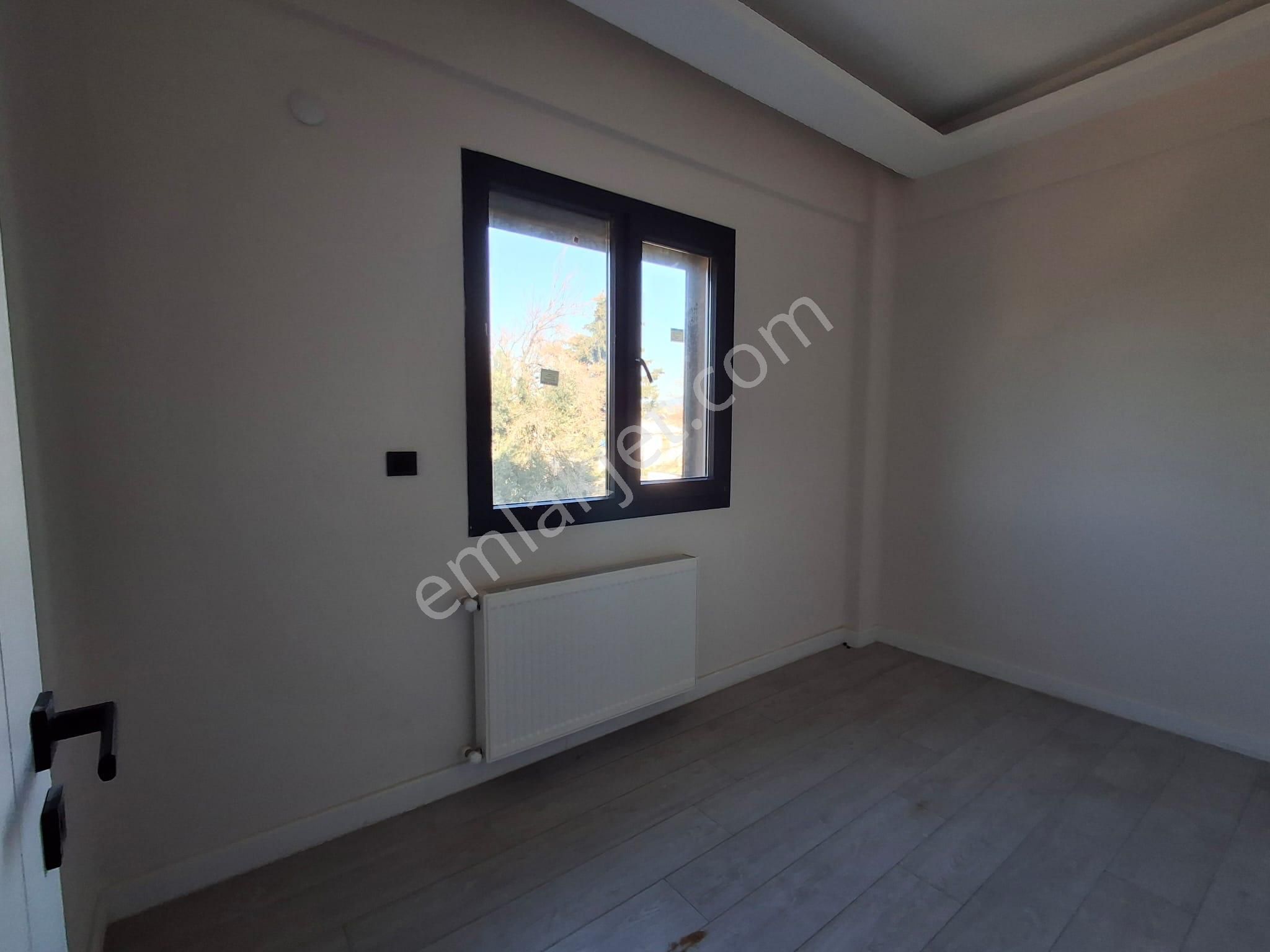 Bal Gayrimenkul -gölcüklerde Açık Mutfak Geniş Bahçeli 4+1 Villa - Görsel 15