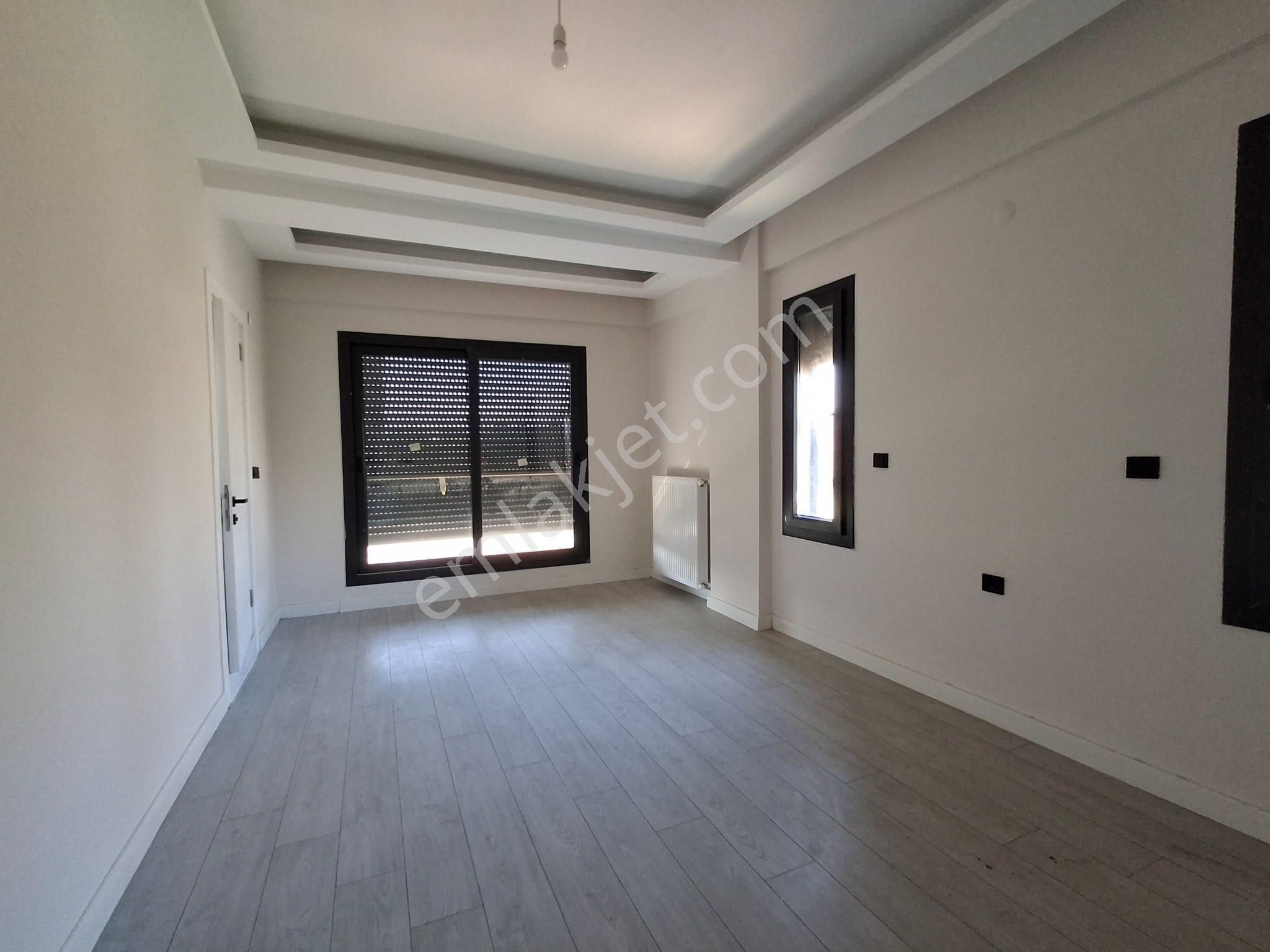 Bal Gayrimenkul -gölcüklerde Açık Mutfak Geniş Bahçeli 4+1 Villa - Görsel 16