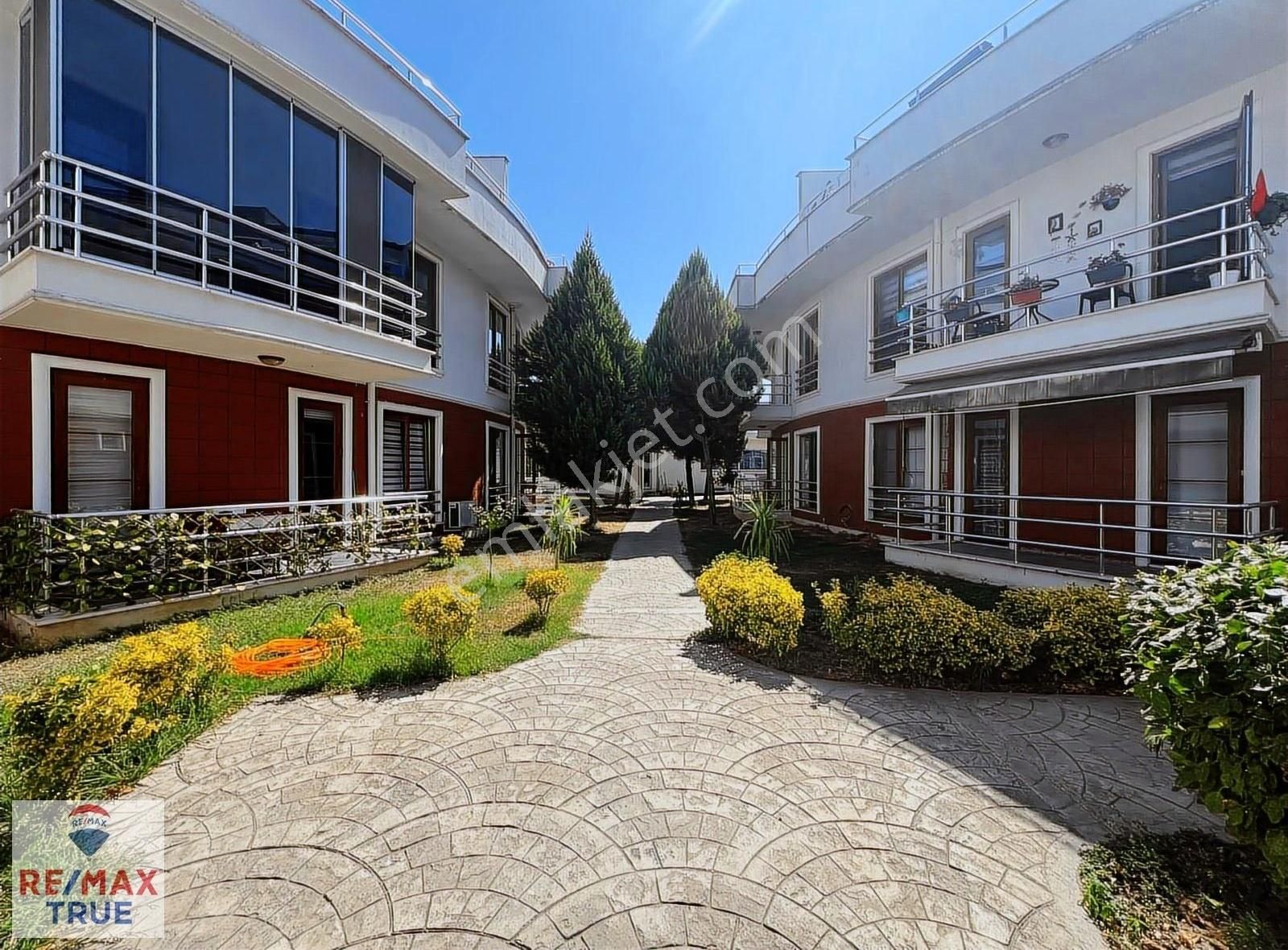 Kartepe Dumlupınar Meridyen Evleri 3+1 Kiralık Daire