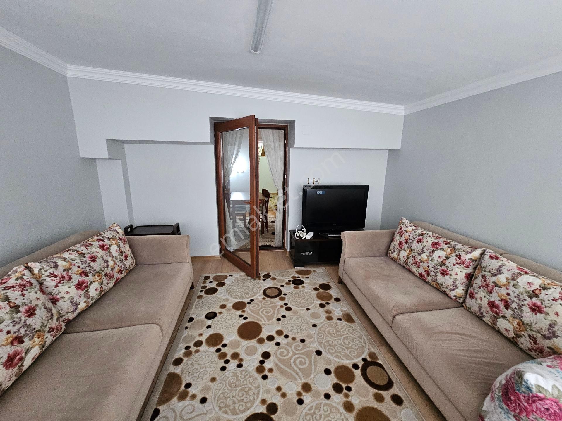 Sümer'de 2+1 75m² 4.kat Eşyalı Daire 16 Yıllık Çatıkatı