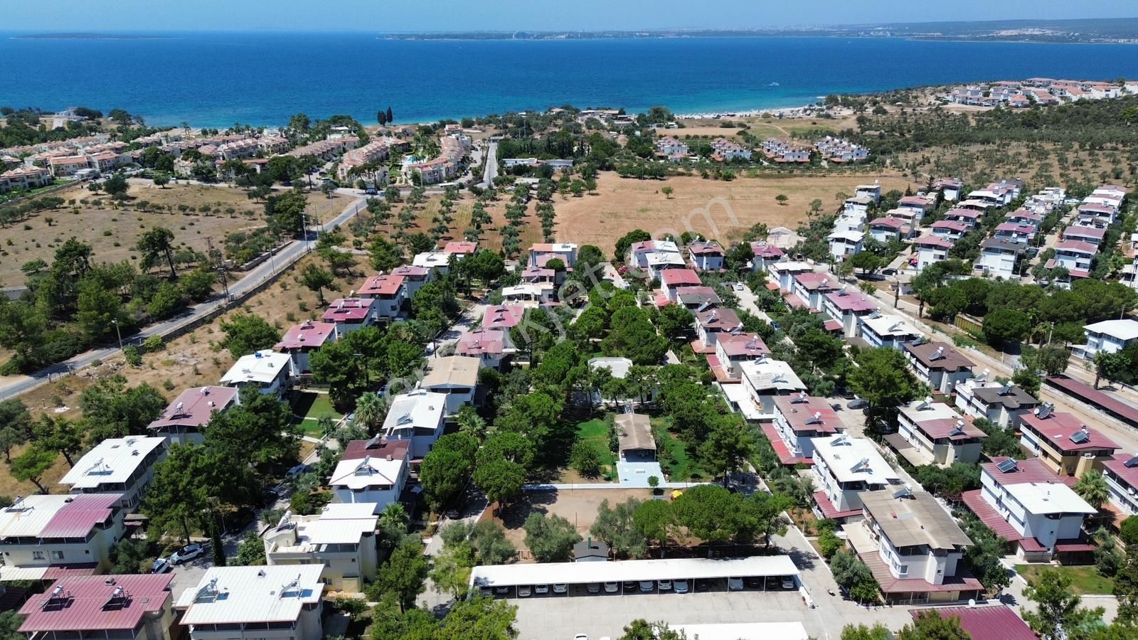 Remax Cool 2'den Denize Muhteşem Konumlu İkiz Villa