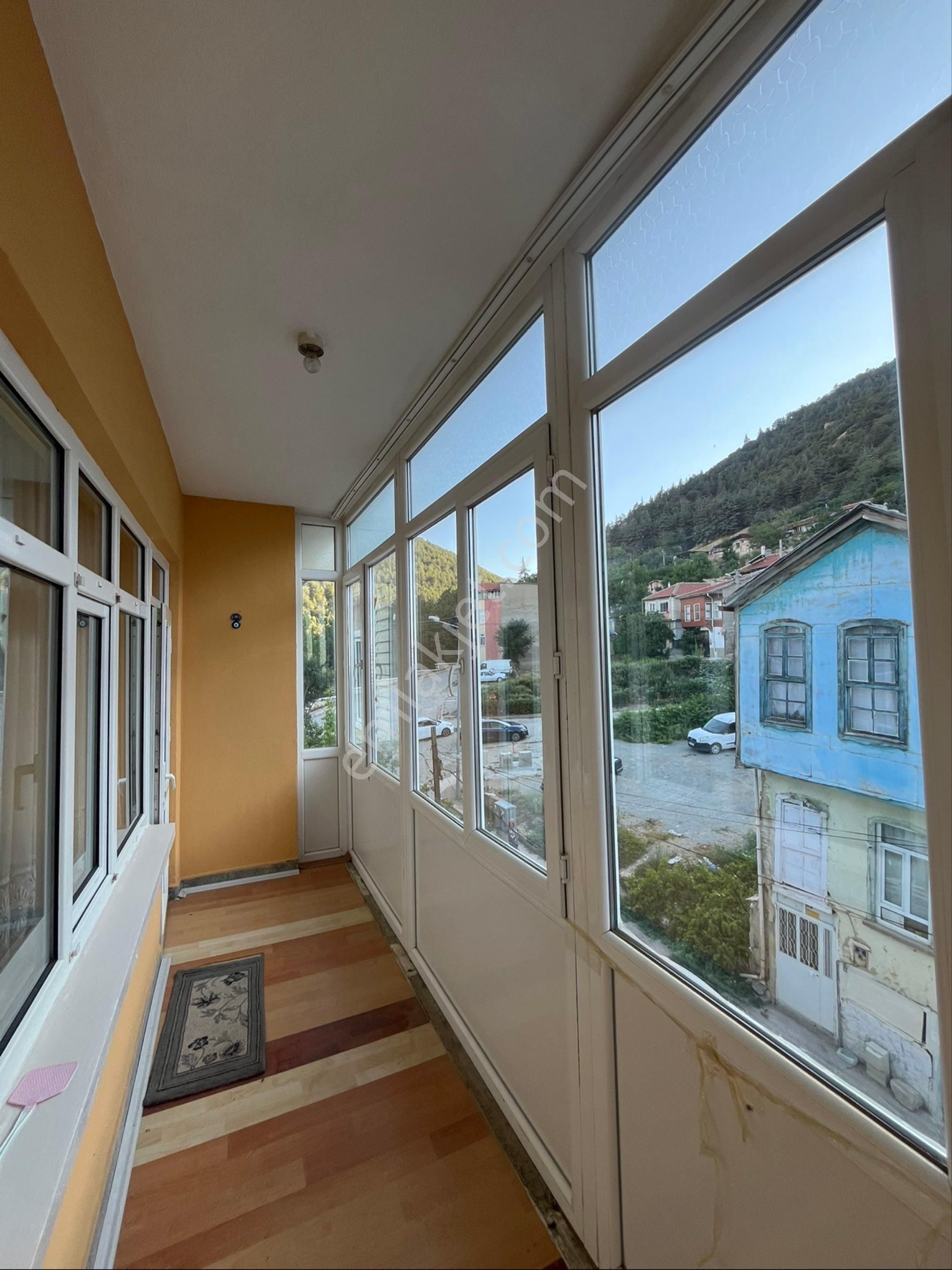 Uca’dan Ahicelal Mahallesin De Komple Satılık Bina ..!! - Görsel 6