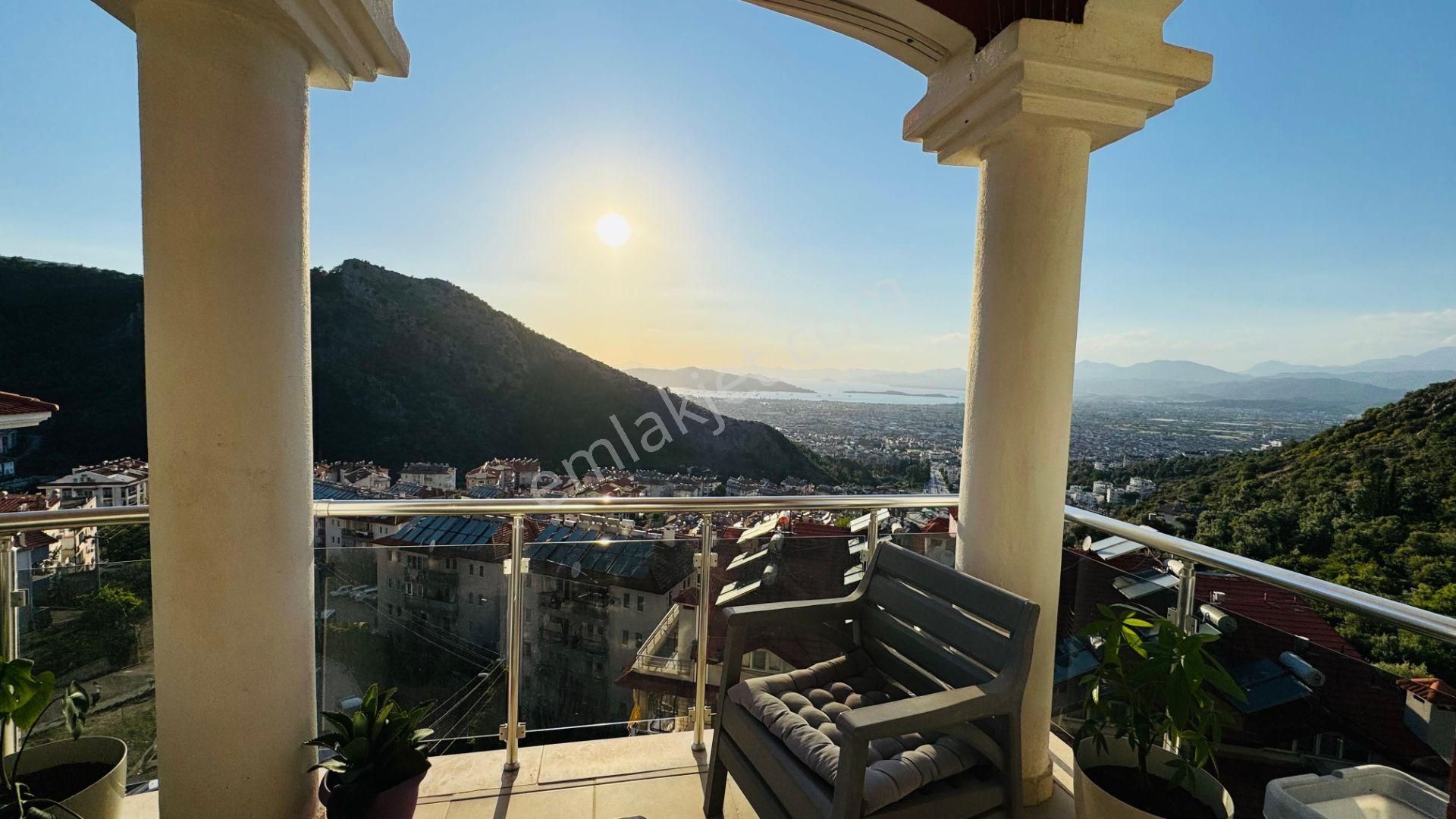 Limopol'den Patlangıç Mahallesi Manzaralı Satılık 3+1 Daire
