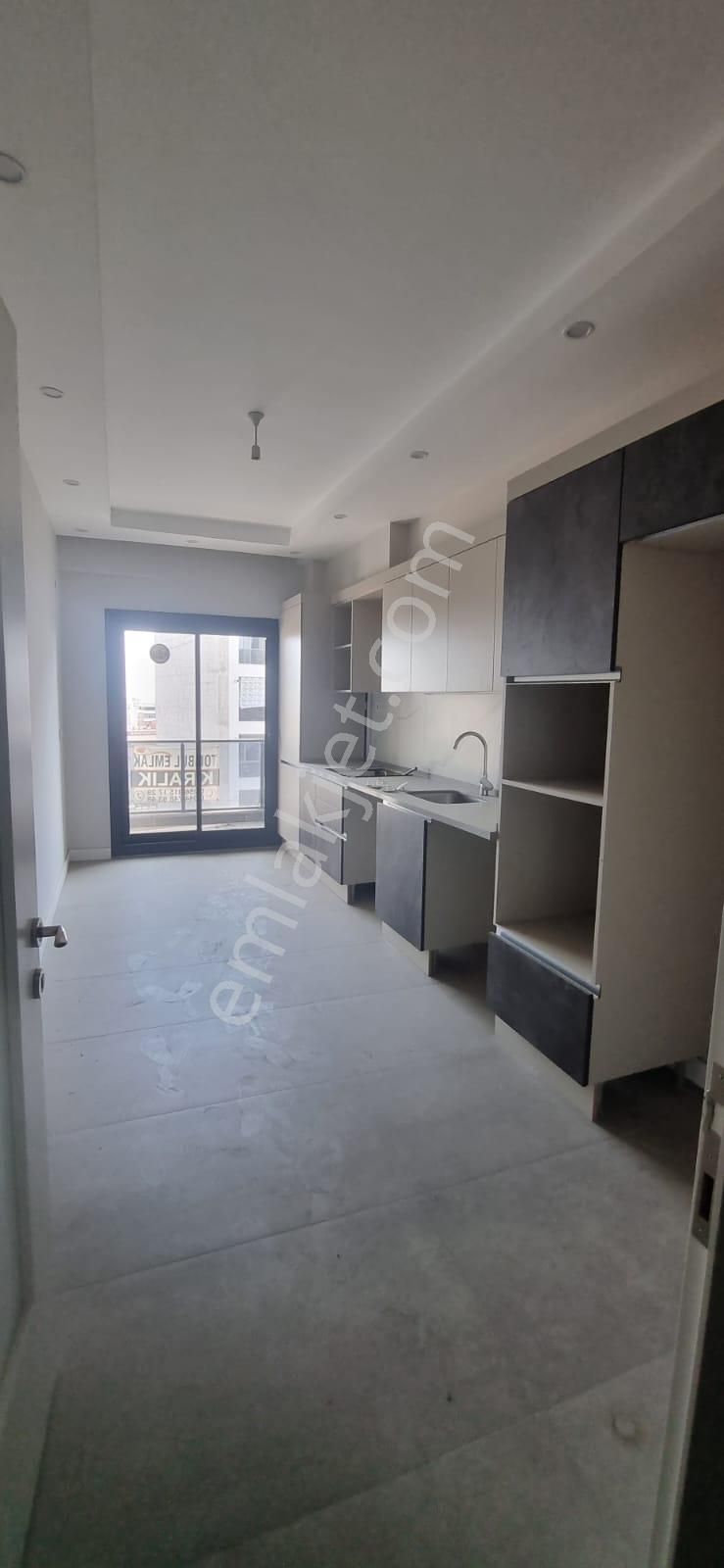 Tombul Emlaktan Yeşil Mahallede 2+1 Kiralık Daire - Görsel 6