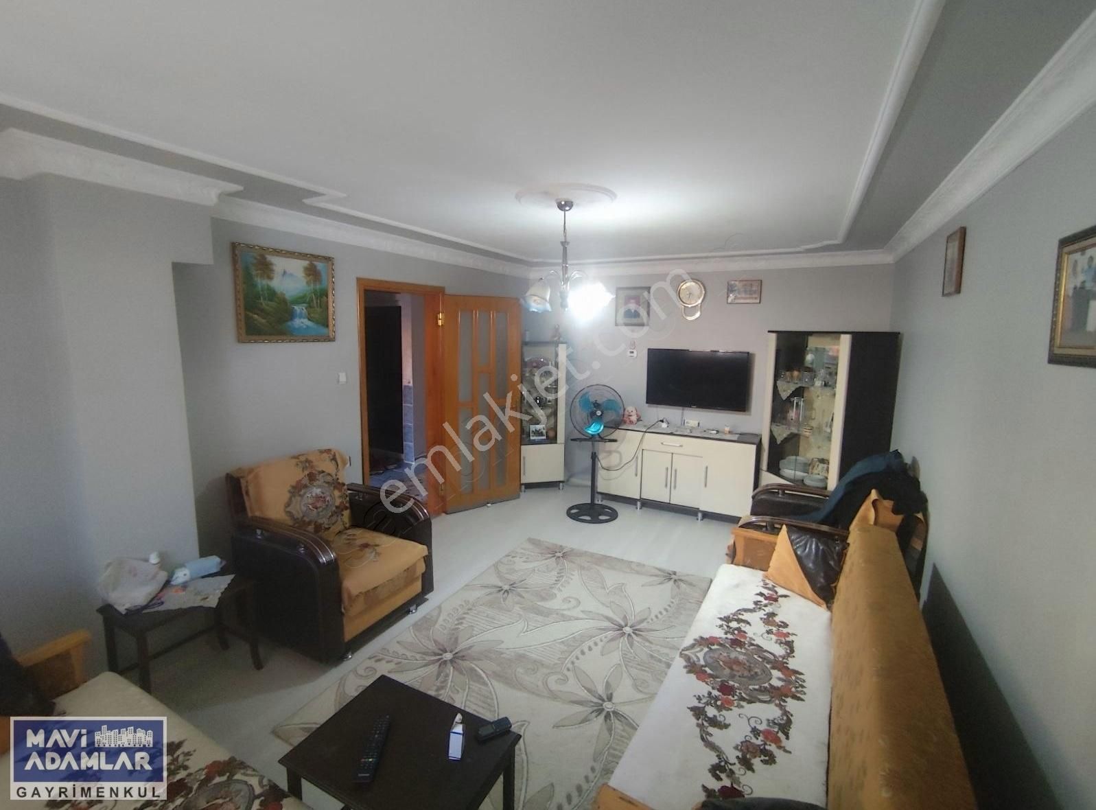 Mavi Adamlar'dan Güllük Mahallesinde 3 Katlı Müstakil Bina - Görsel 6