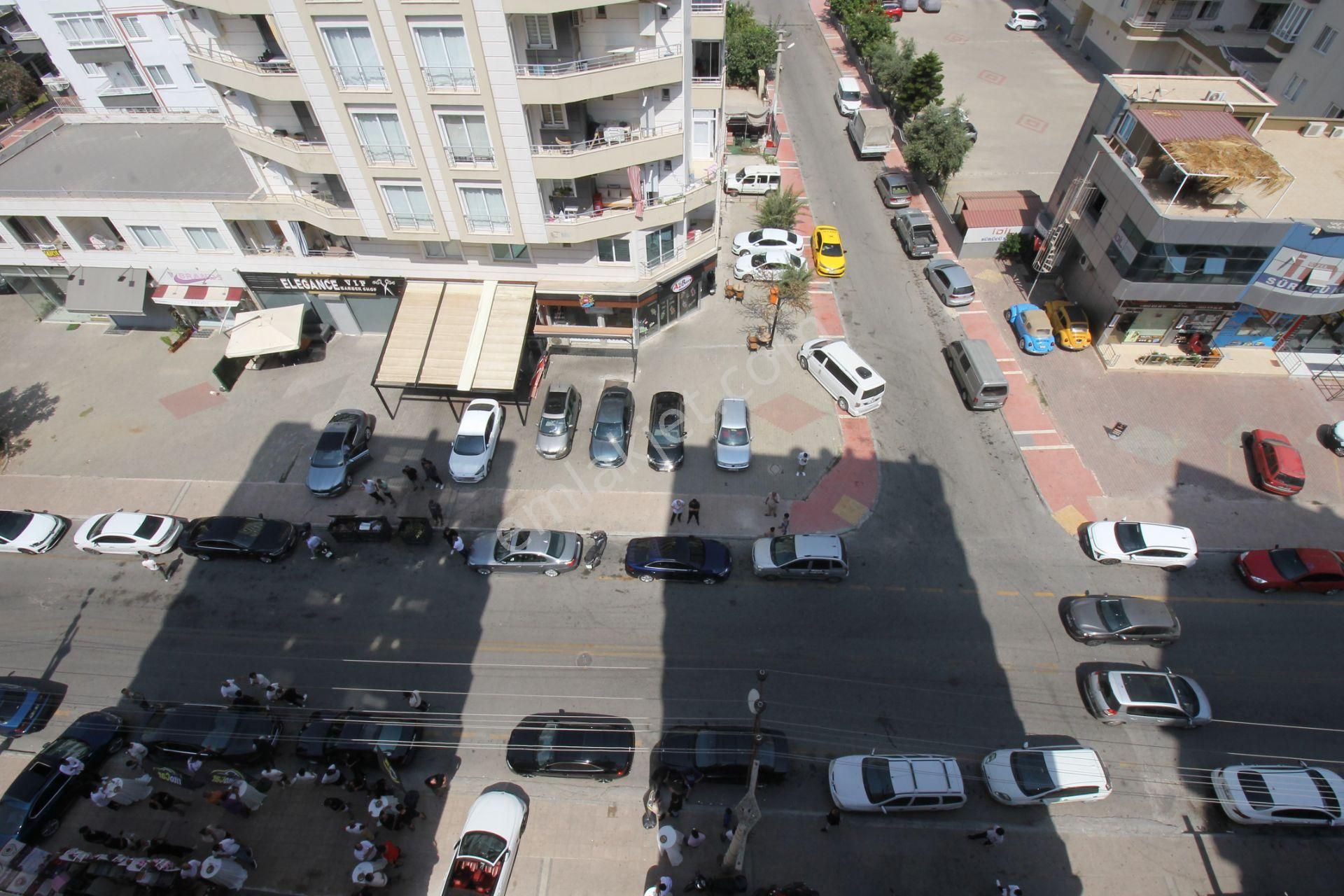 Retro’dan Viranşehir’de Her Kat Tek Daire Eşyasız Kiralık 3+1 - Görsel 12