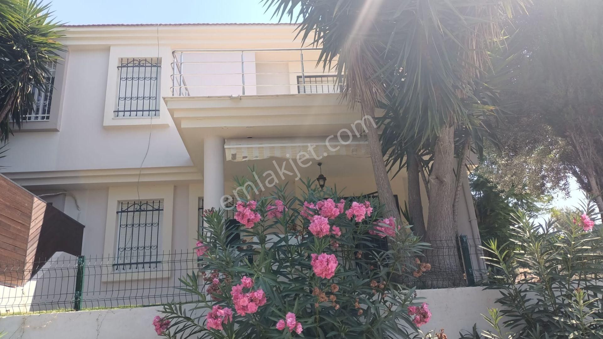 Alaçatı Gayrimenkulden Alaçatı Merkeze Yakın Satılık Villa - Görsel 4