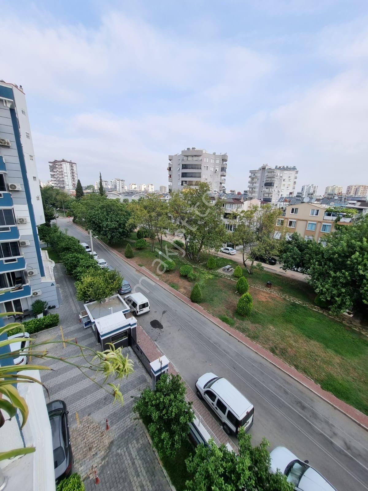 Güzelobada Havuzlu Sitede Geniş 2+1 Fırsat Daire - Görsel 26