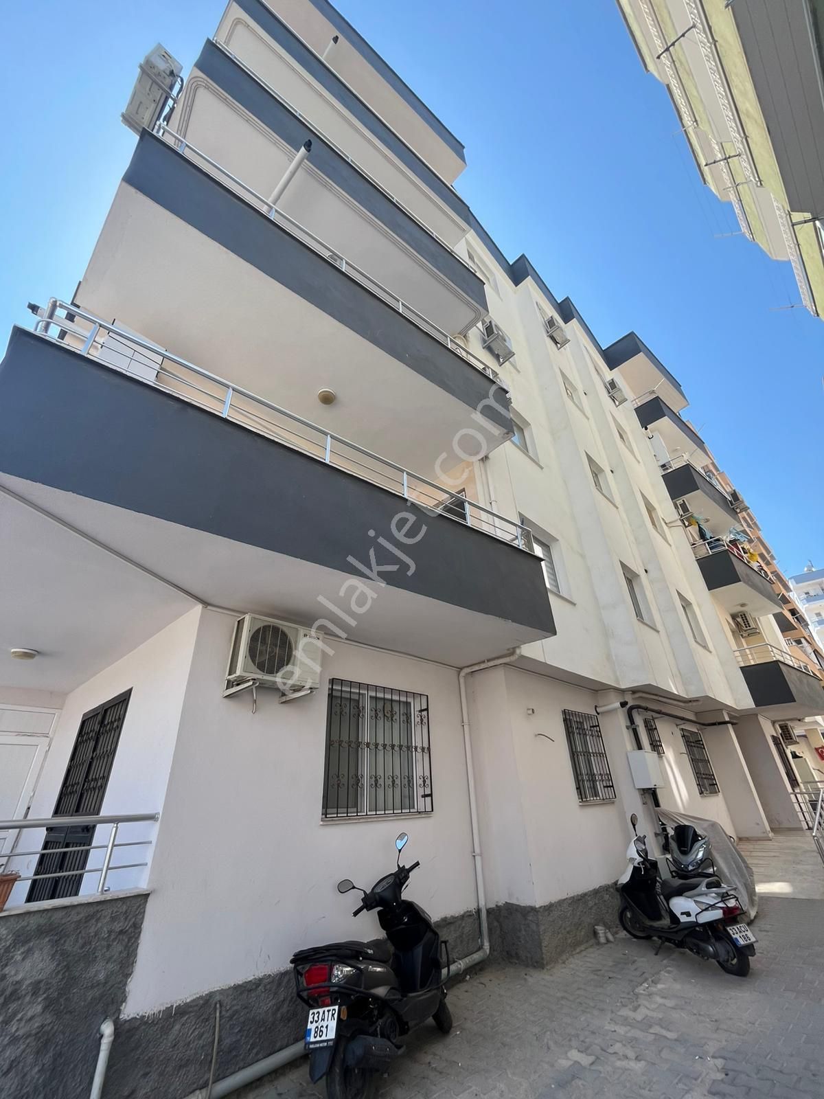 Mersin/silifke/gazi Mahallesi 1+1 Eşyalı Kiracılı Giriş Kat Satılık Daire