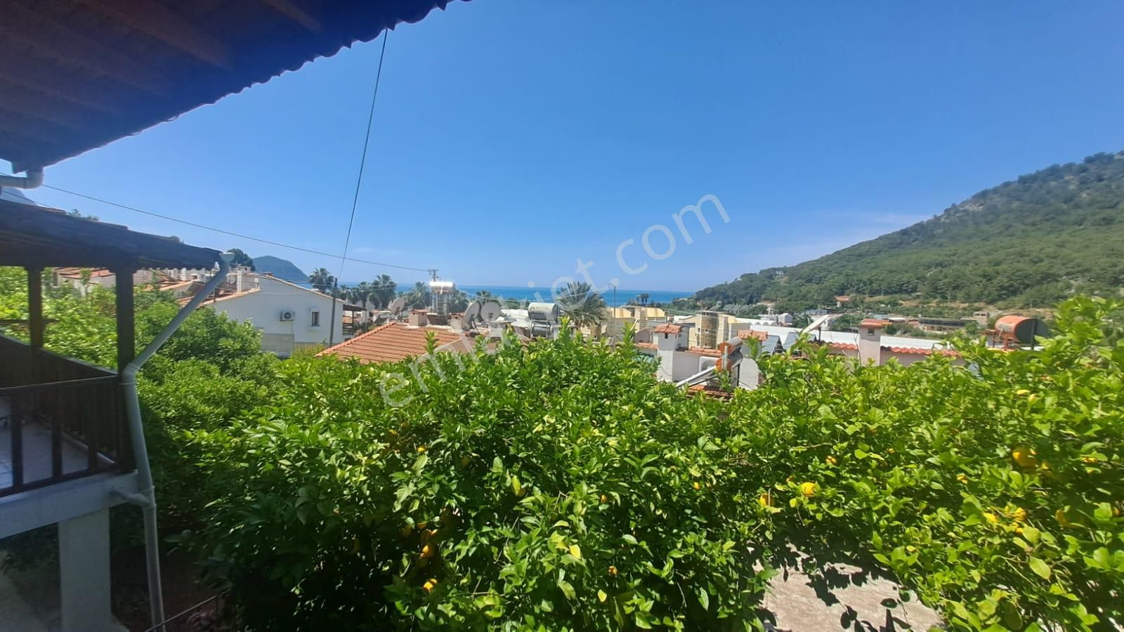 Antalya Kumluca Mavitur Sitesi'nde Deniz Gören Satılık Dubleks Yazlık Ev