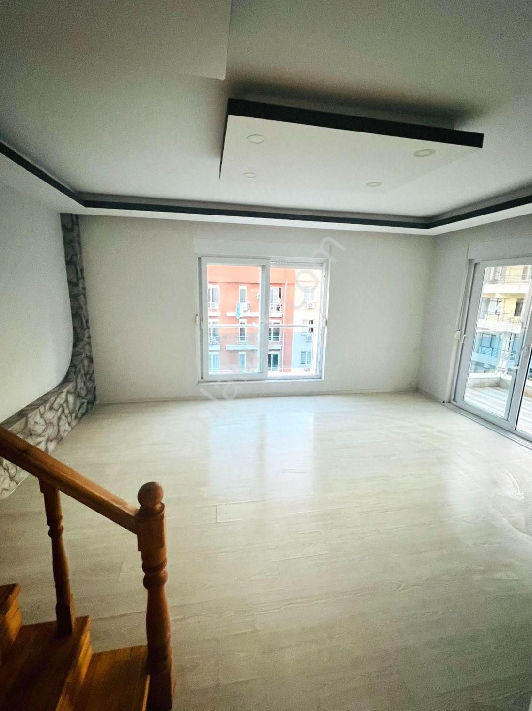 Muratpaşa Mahallesinde Asansörlü Geniş 4+1 Fırsat Daire - Görsel 4