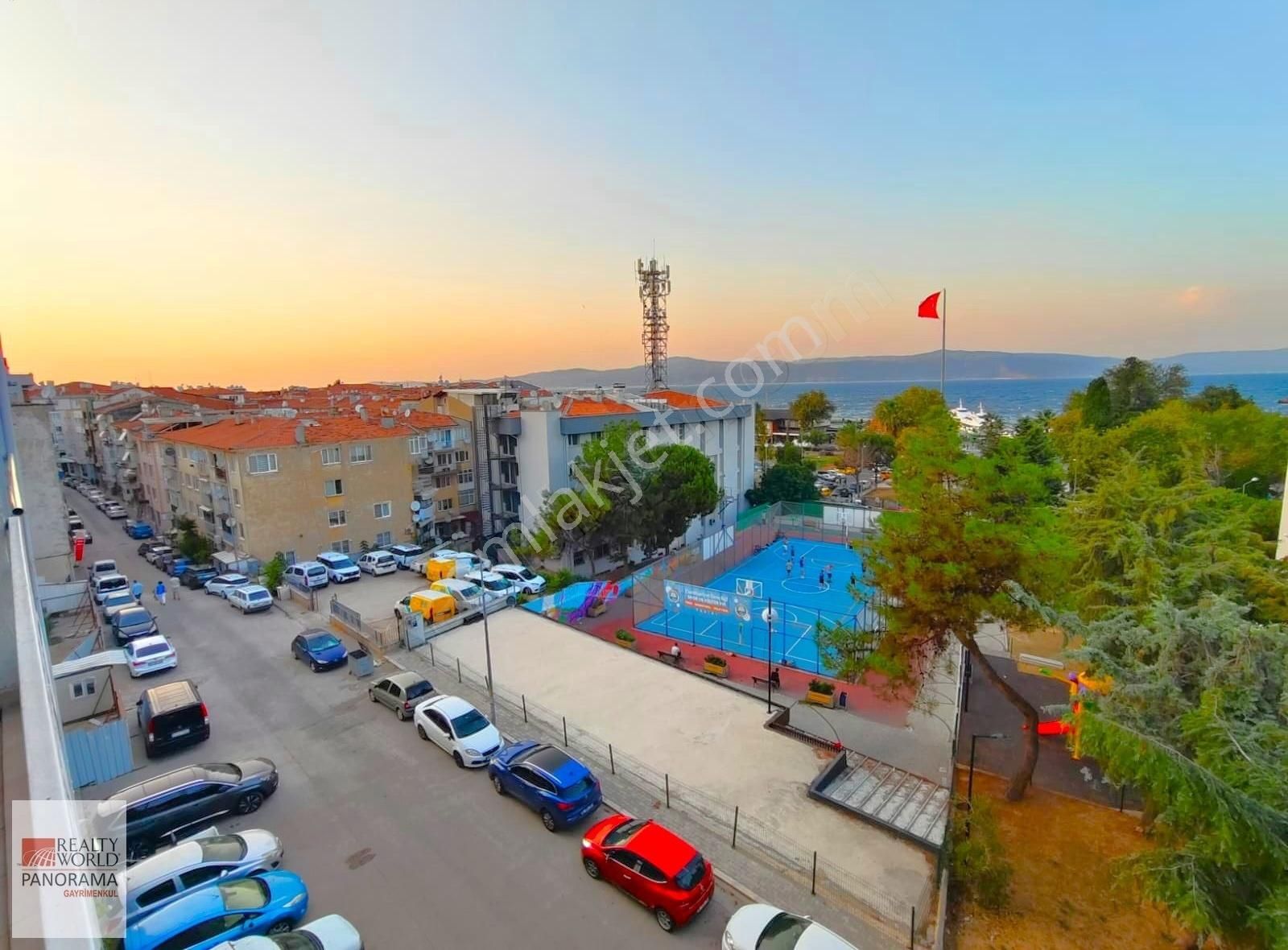 Mudanya Merkezde Full Eşyalı Deniz Manzaralı 2+1 Kiralık Daire