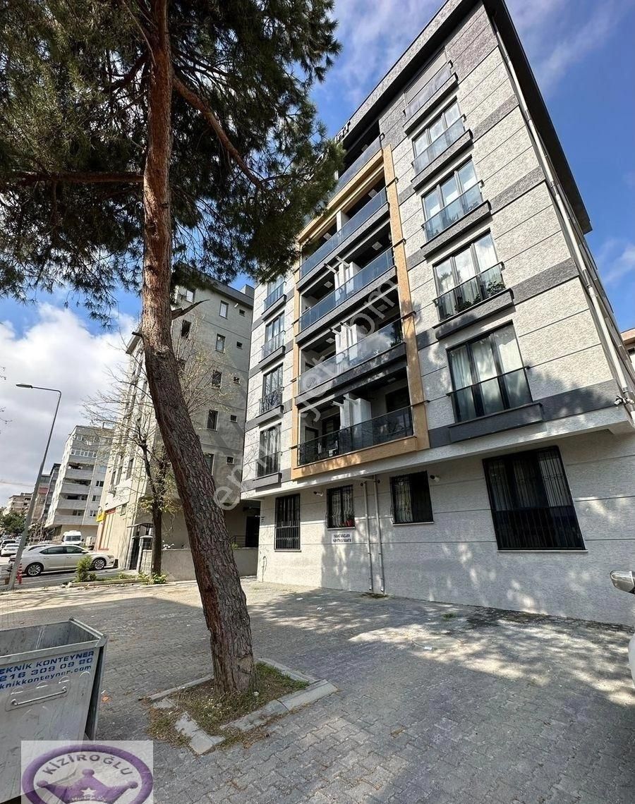 Minibüse Yakın Deprem Yönetmelikli Balkonlu Kombili Otoparklı Güney Cephe 2+1 - Görsel 27