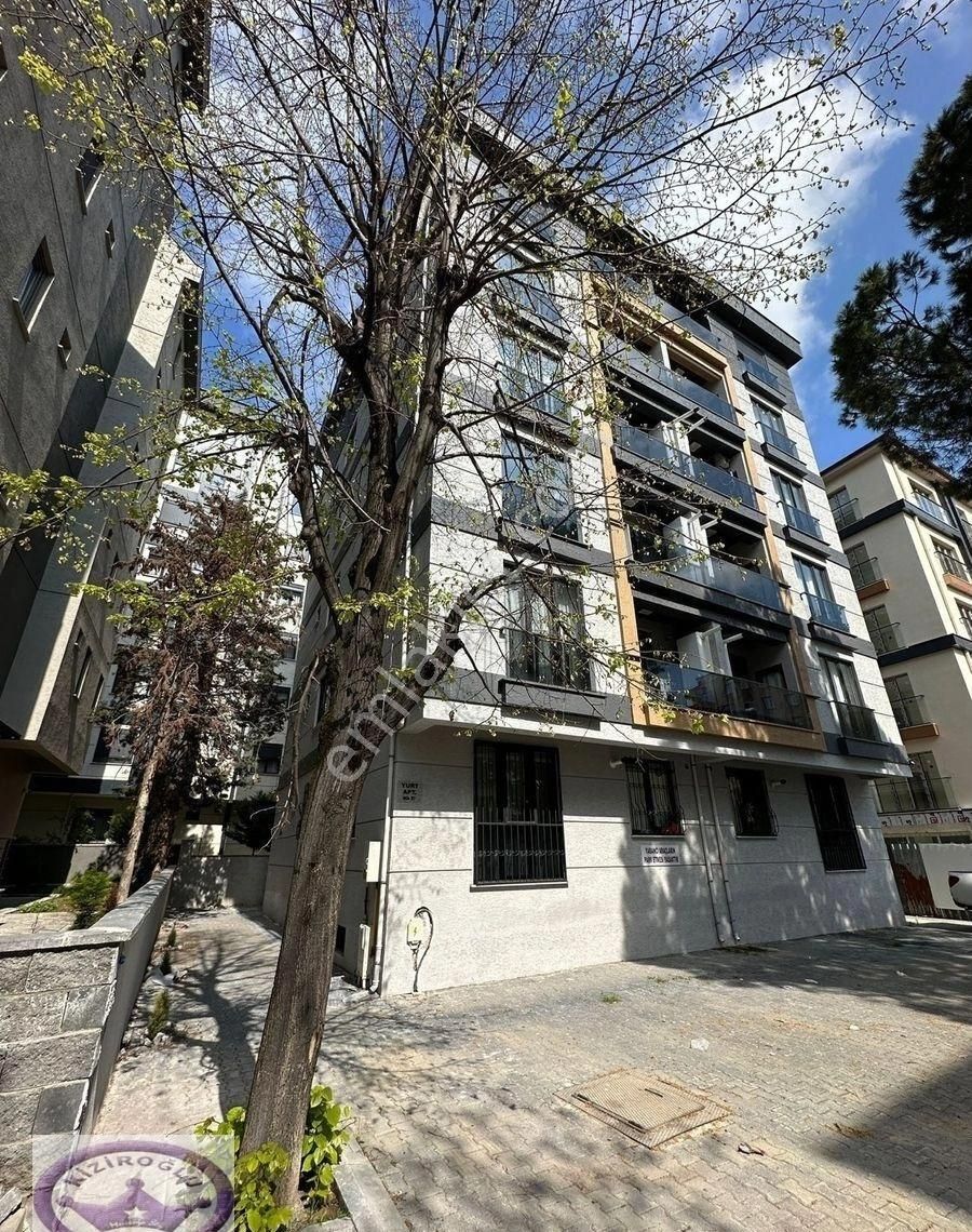 Minibüse Yakın Deprem Yönetmelikli Balkonlu Kombili Otoparklı Güney Cephe 2+1 - Görsel 10
