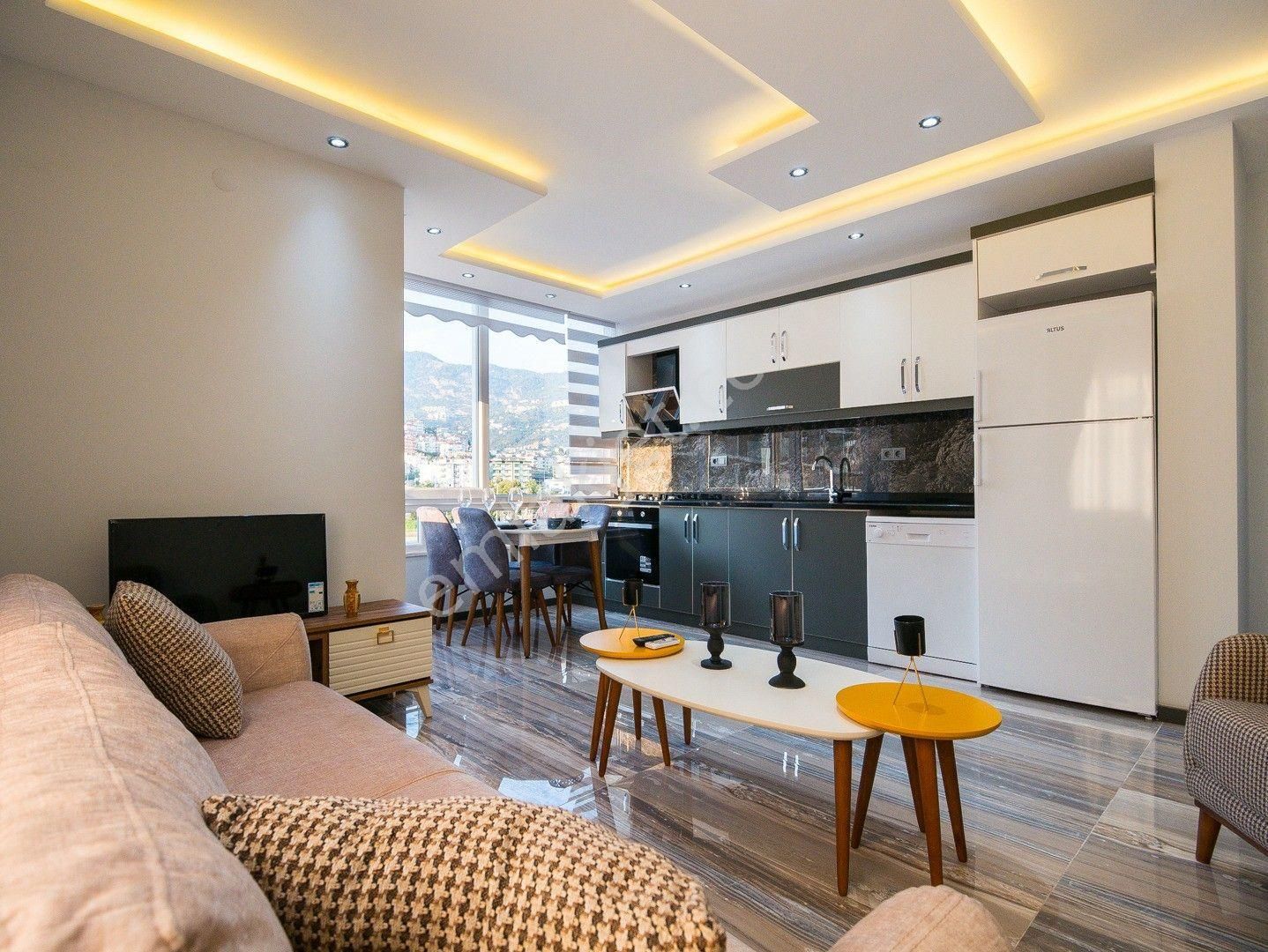 Alanya Merkez'de Satılık Full Eşyalı 1+1 Manzaralı Daire - Görsel 6