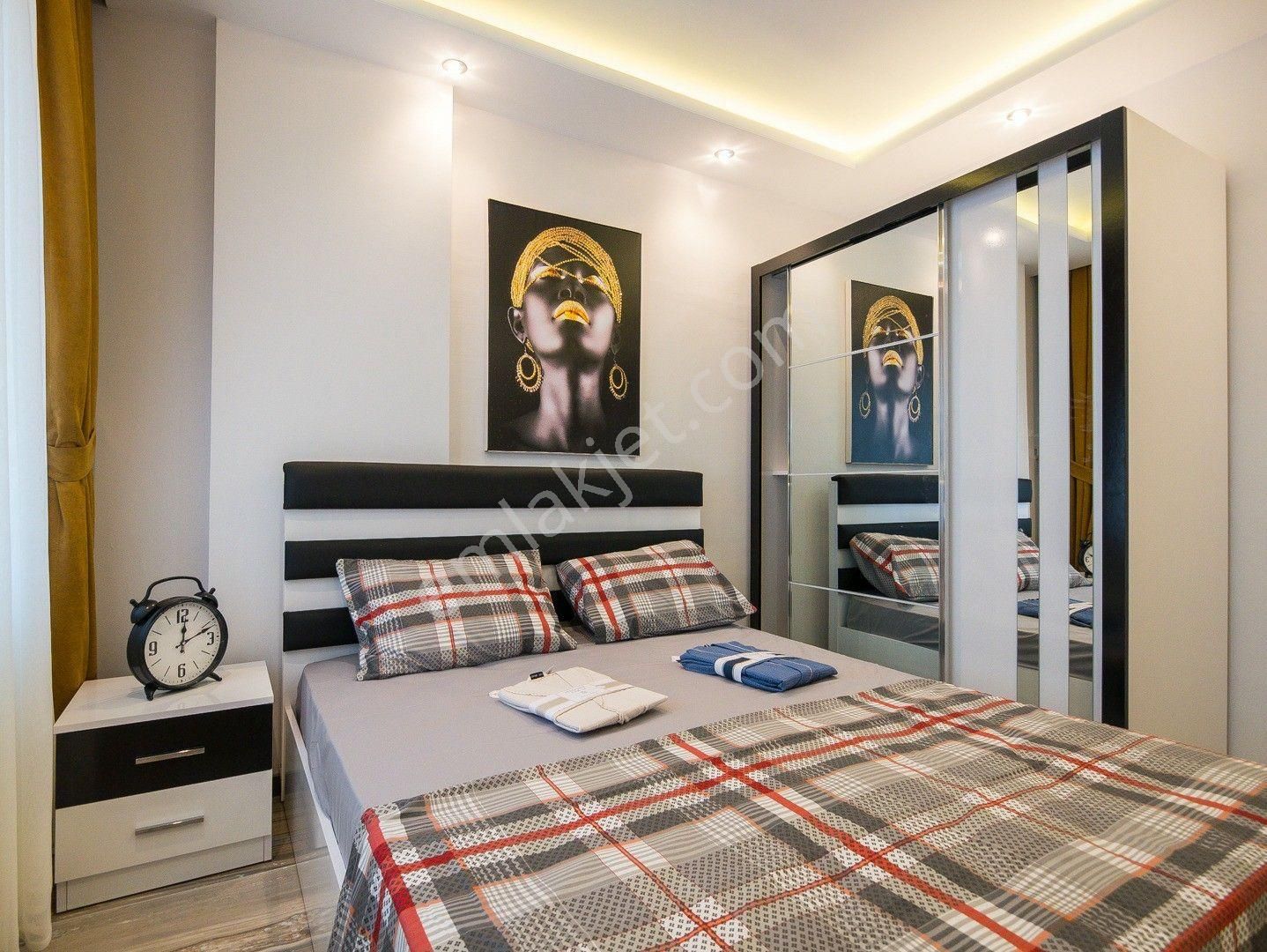 Alanya Merkez'de Satılık Full Eşyalı 1+1 Manzaralı Daire - Görsel 15
