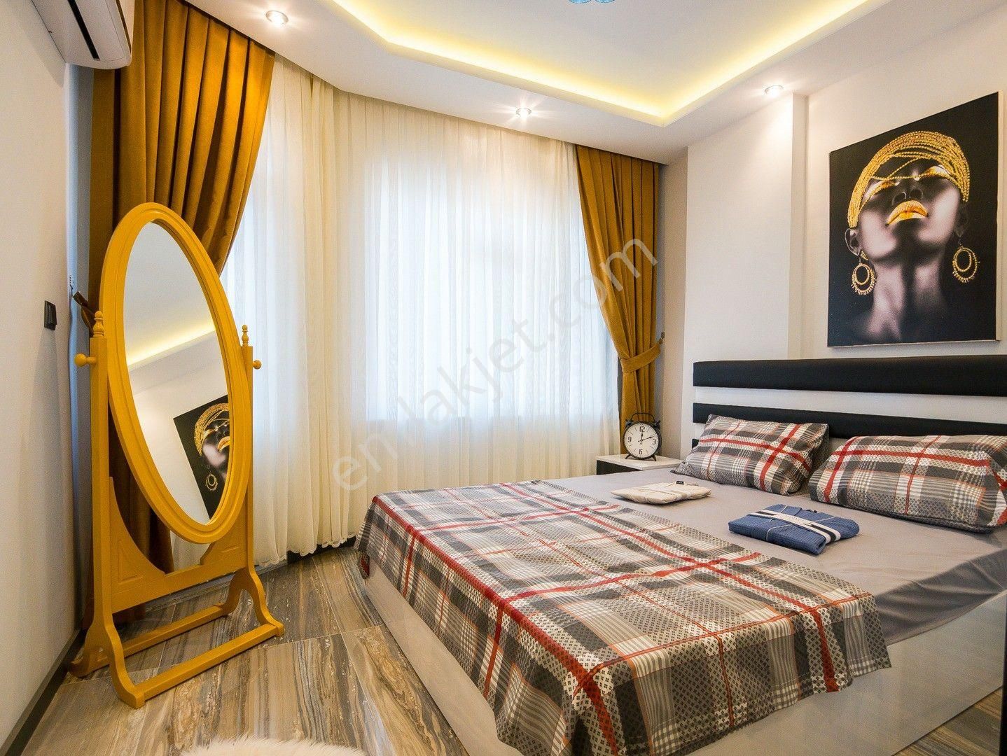 Alanya Merkez'de Satılık Full Eşyalı 1+1 Manzaralı Daire - Görsel 14