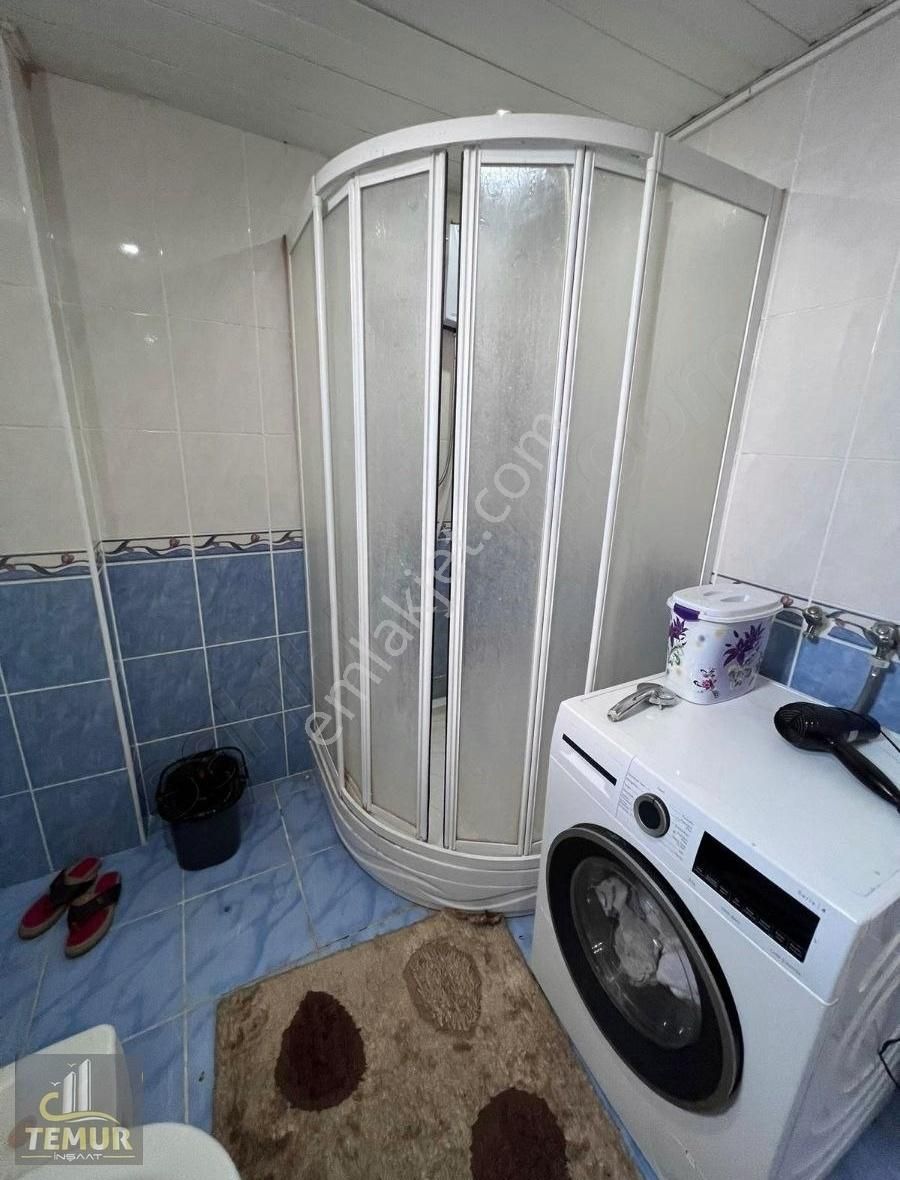 Süleyman Demirel Bulvarına Bir Sokak Tramvaya 50 M 145 M2 3+1