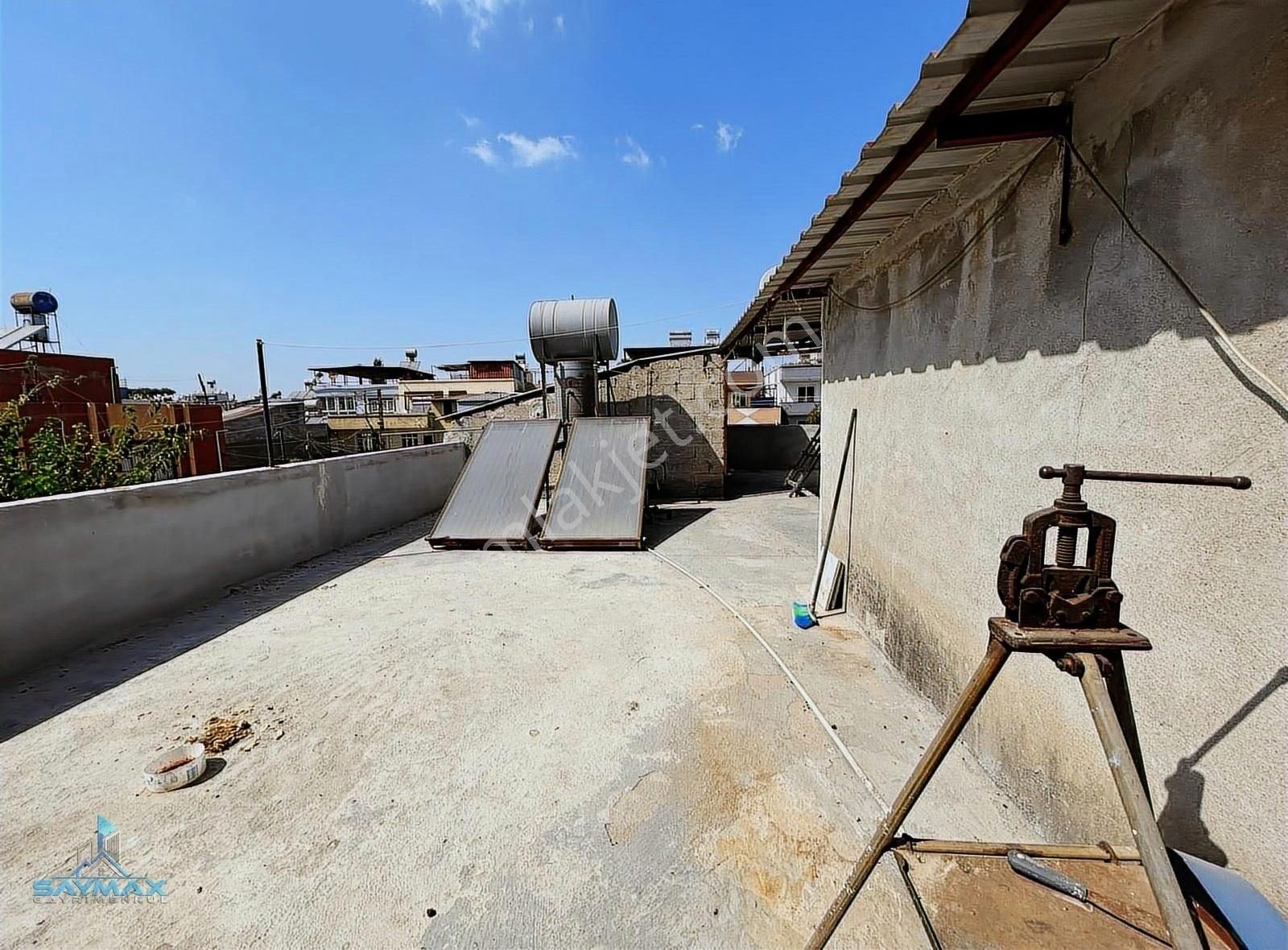 Onur Mahallesinde 167m2 Arsa İçerisinde 2 Katlı Satılık Müstakil - Görsel 17