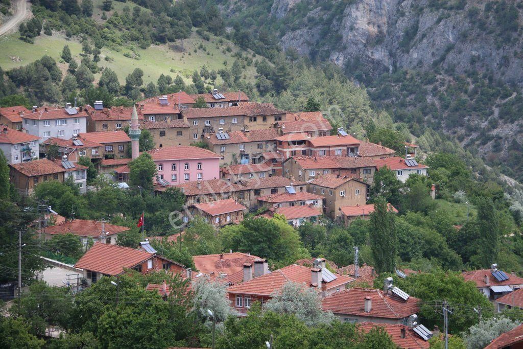 Bursa Keles Çayörende 1.500 M² Yatırımlık Arsa