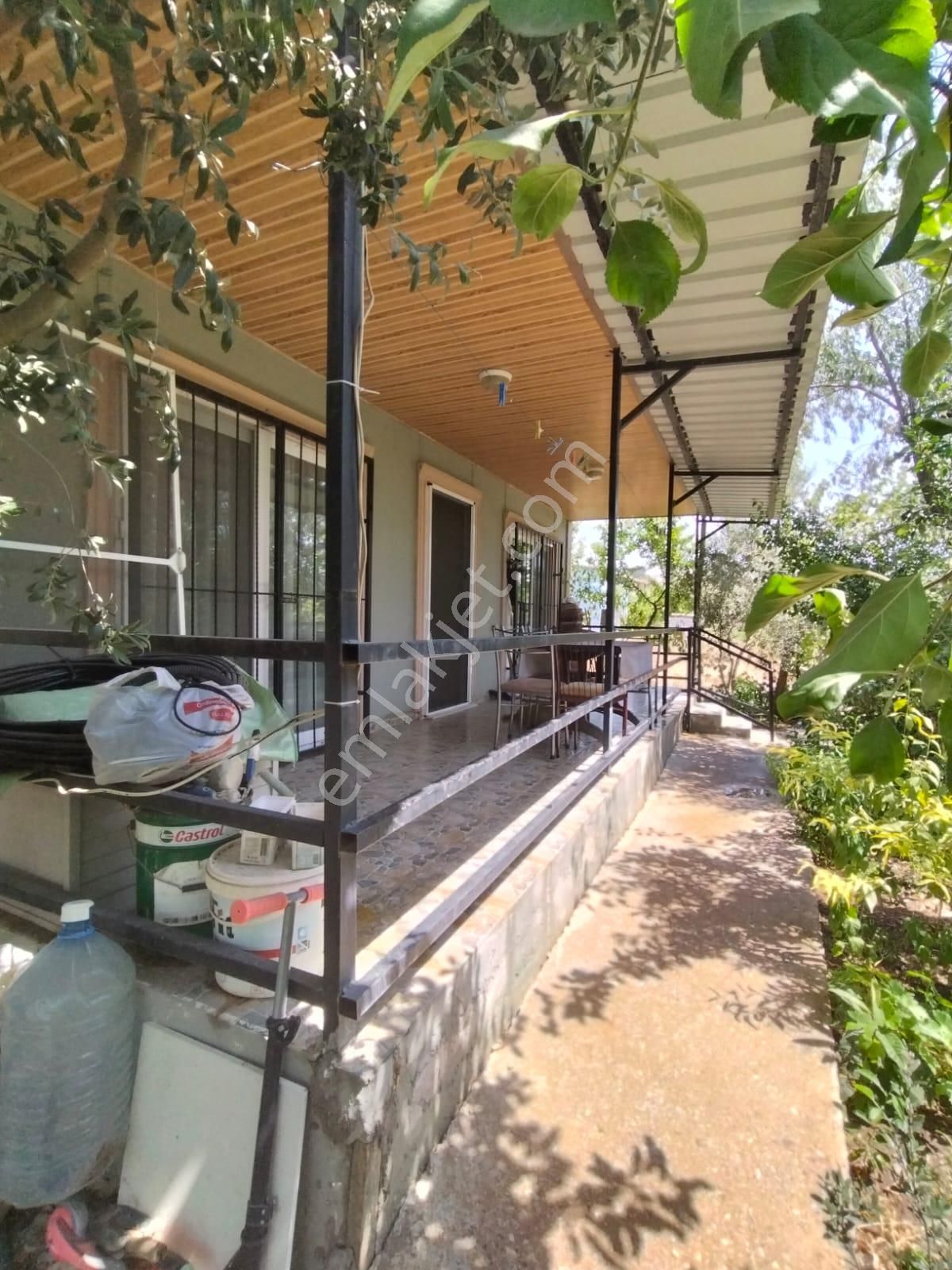 Menderes Kısık'ta 505 M2 Arsa İçinde 80 M2 2+1 Müstakil Ev - Görsel 2