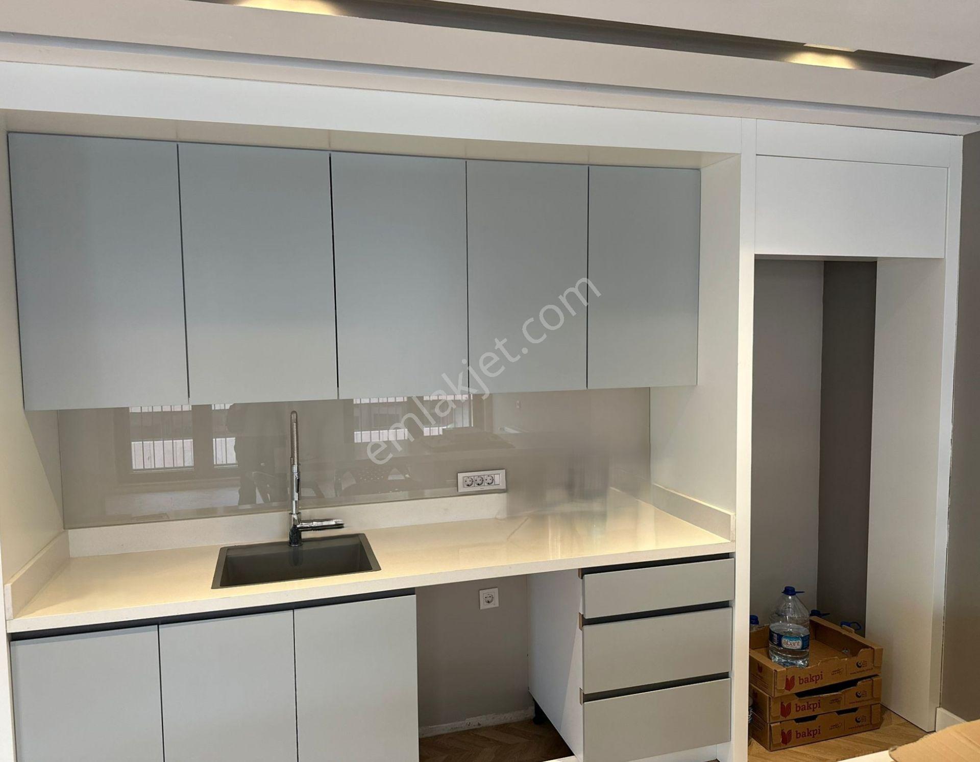 Deniz Mahallesinde Ebeveyn Banyolu, Kapalı Otoparklı, Geniş 2+1 Arakat Daire - Görsel 6