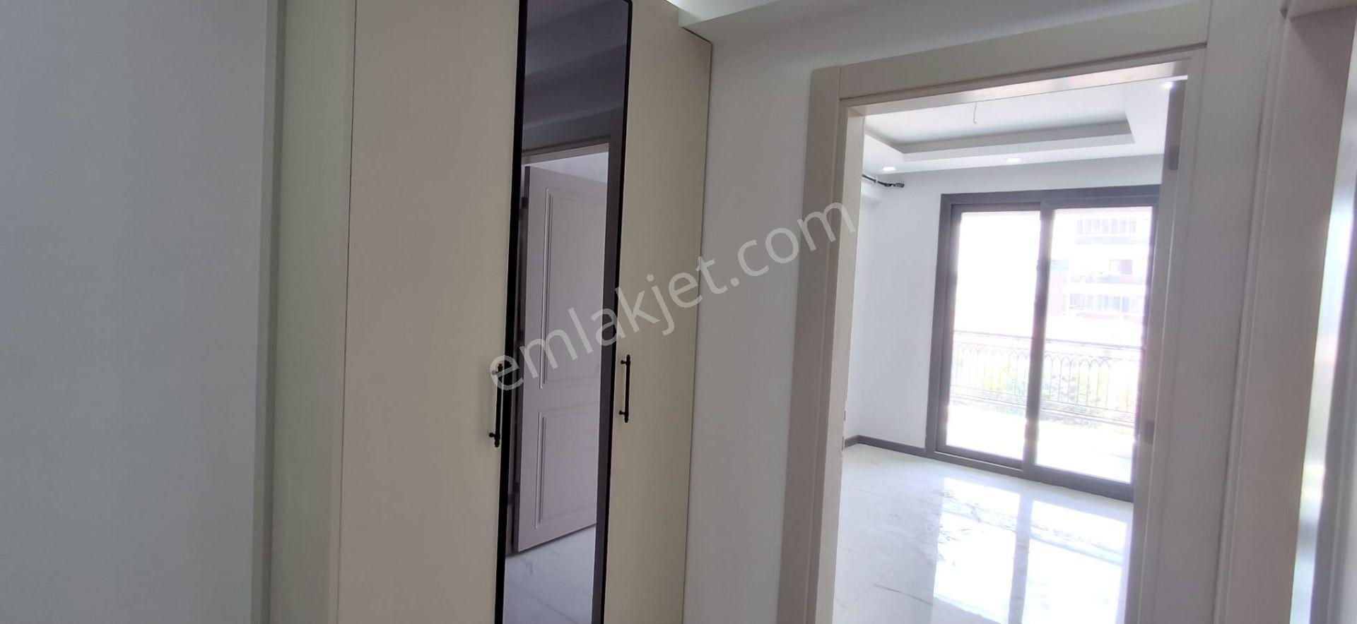 Bal Gayrimenkul-kemalpaşada Cadde Üzeri Muteşem Konum 2+1 Daire - Görsel 14