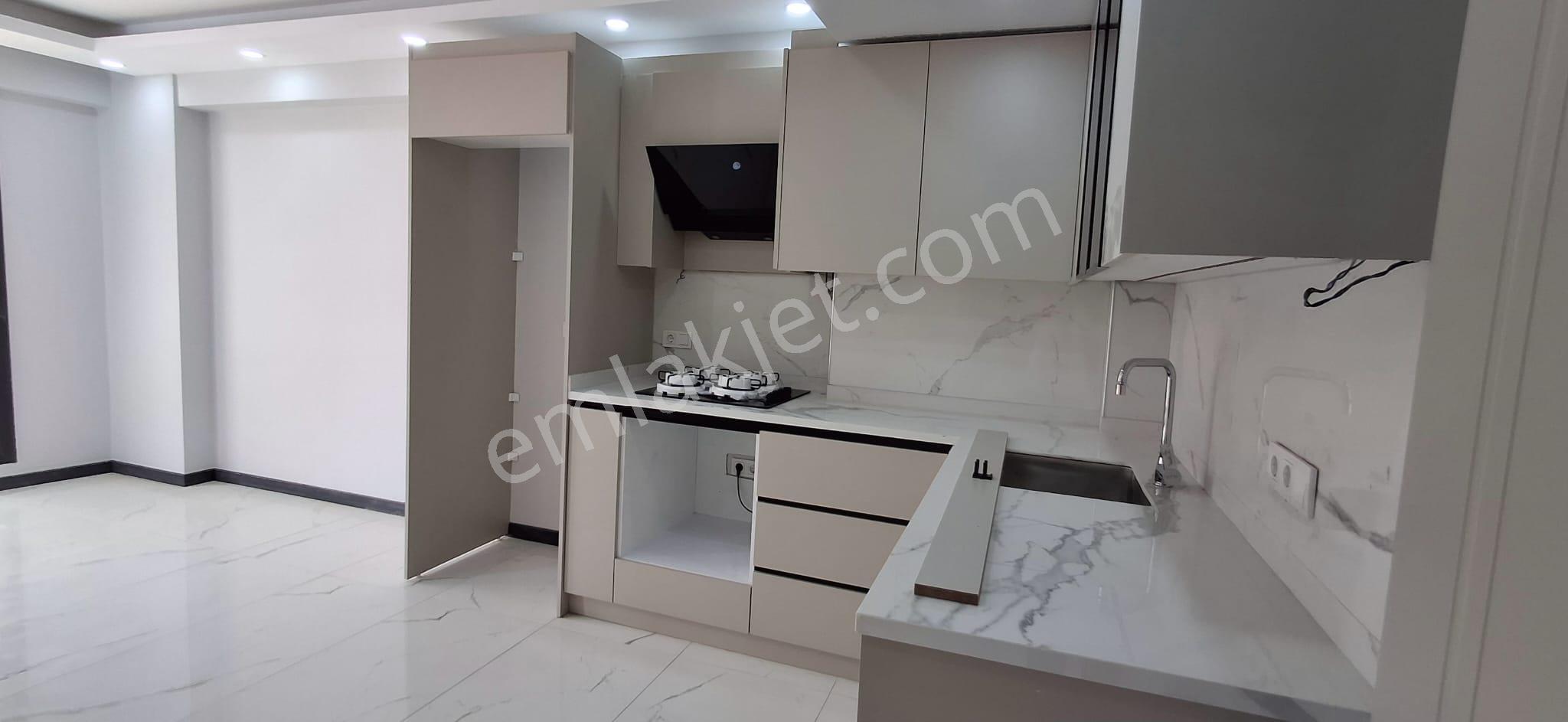 Bal Gayrimenkul-kemalpaşada Cadde Üzeri Muteşem Konum 2+1 Daire - Görsel 24