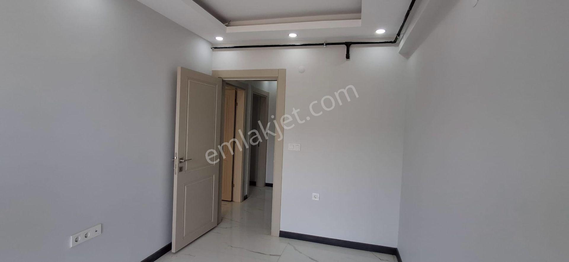 Bal Gayrimenkul-kemalpaşada Cadde Üzeri Muteşem Konum 2+1 Daire - Görsel 33