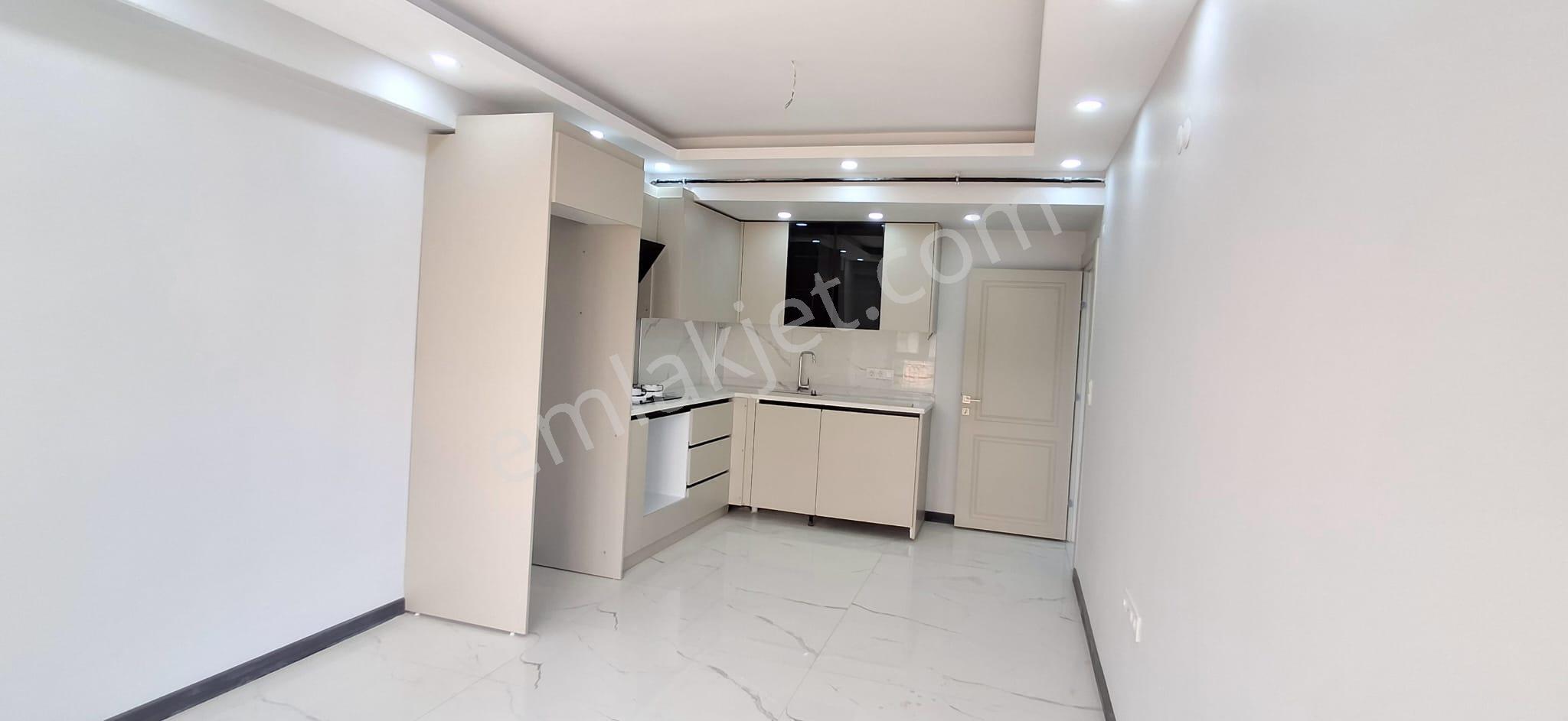 Bal Gayrimenkul-kemalpaşada Cadde Üzeri Muteşem Konum 2+1 Daire - Görsel 31