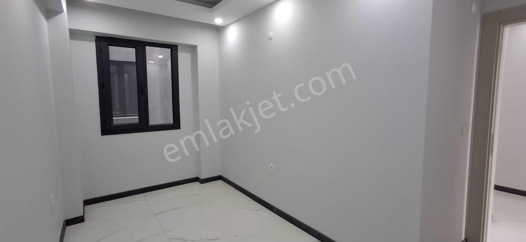Bal Gayrimenkul-kemalpaşada Cadde Üzeri Muteşem Konum 2+1 Daire - Görsel 16