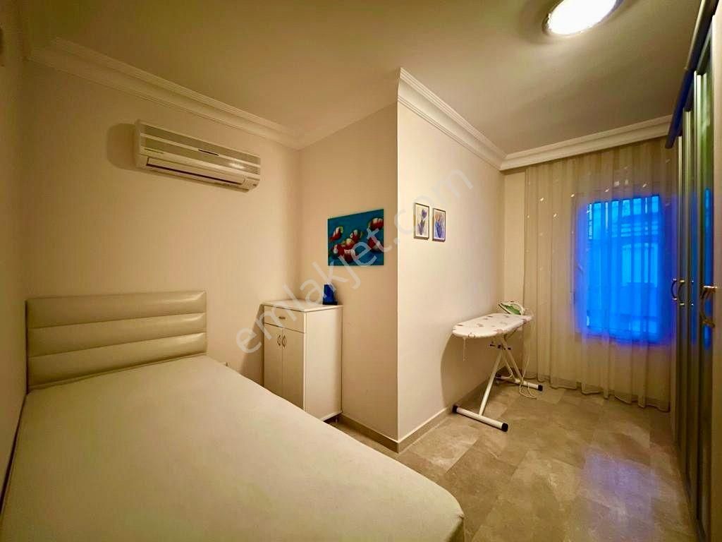 İncekum’da Doğa İle İç İçe, Site İçinde Manzaralı 3+1 Eşyalı Villa - Görsel 20