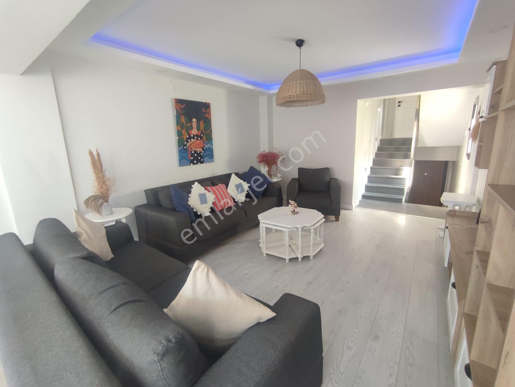 Satılık Aydın Kuşadası Kadınlar Denizi Mah.mükemmel Lakosyona Sahip 4+1 Villa - Görsel 4