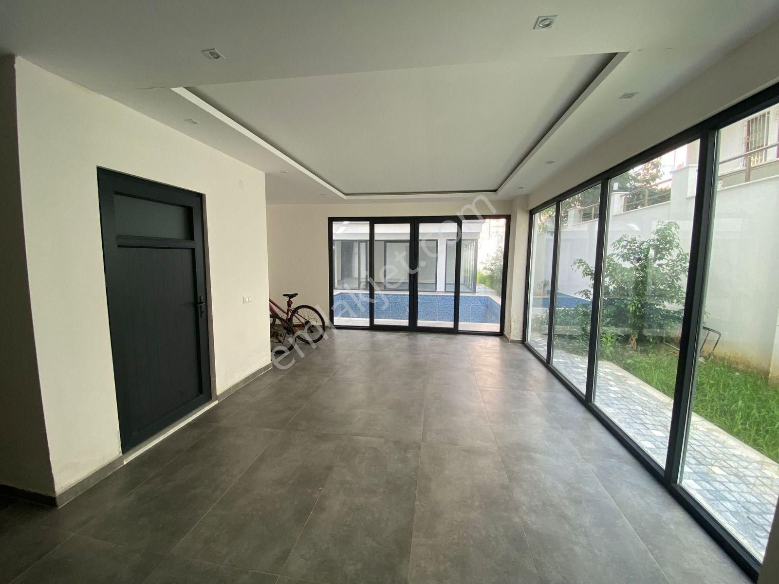 Alanya Saray Mahallesi'nde İkamete Uygun 1+1 Full Eşyalı Satılık Geniş Daire - Görsel 9