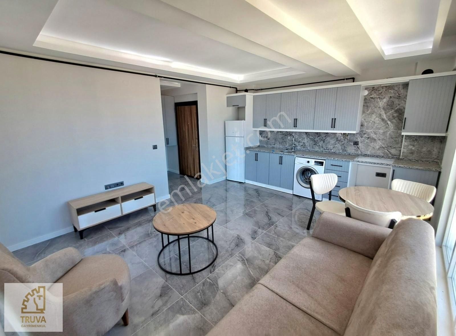 5.kat/deniz Manzaralı/hollü/iskan/kombi/cam Balkon/ünv/trw/sahil