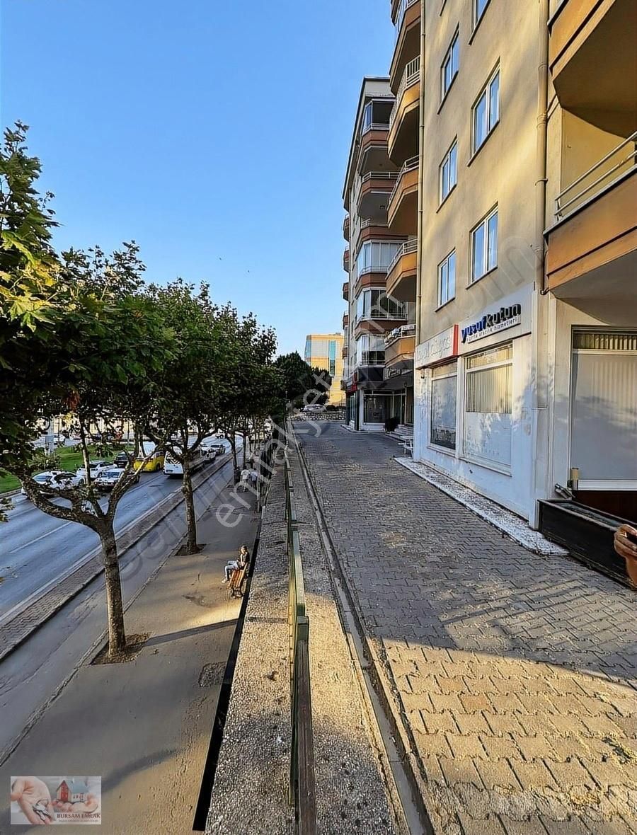 Fatih Sultan Mehmet Bulvarına Cepheli Satılık Dükkan - Görsel 4