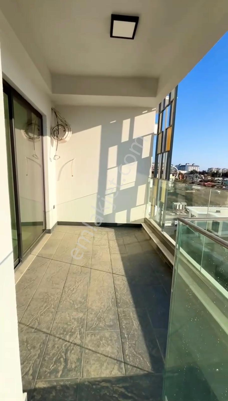 Alanya Türkler – Azura World | Deniz Manzaralı 1+1 | 75 M² | Otel Konseptli - Görsel 7
