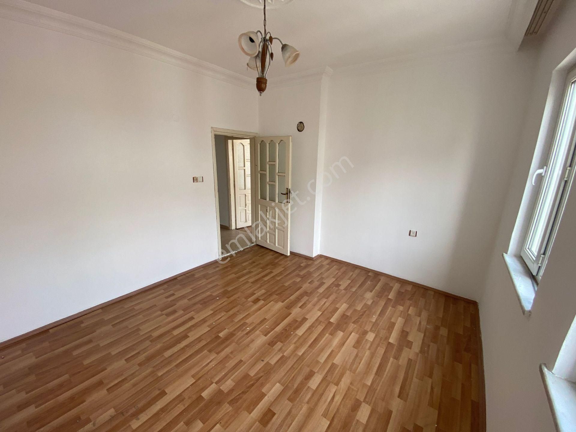 İnfo Gayrimenkul Aşağı Hisar Mah Kiralık 2+1 Daire 1 Kat