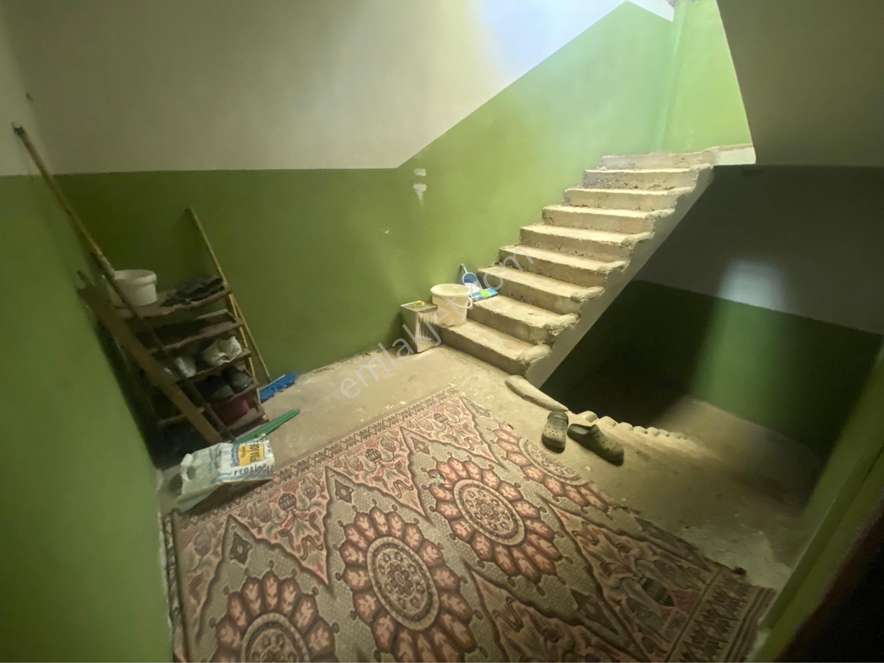 Güneş De 129m Dükkanlı , Garajlı, Ve 2 Adet Daireli, Ayaklı Ev - Görsel 13