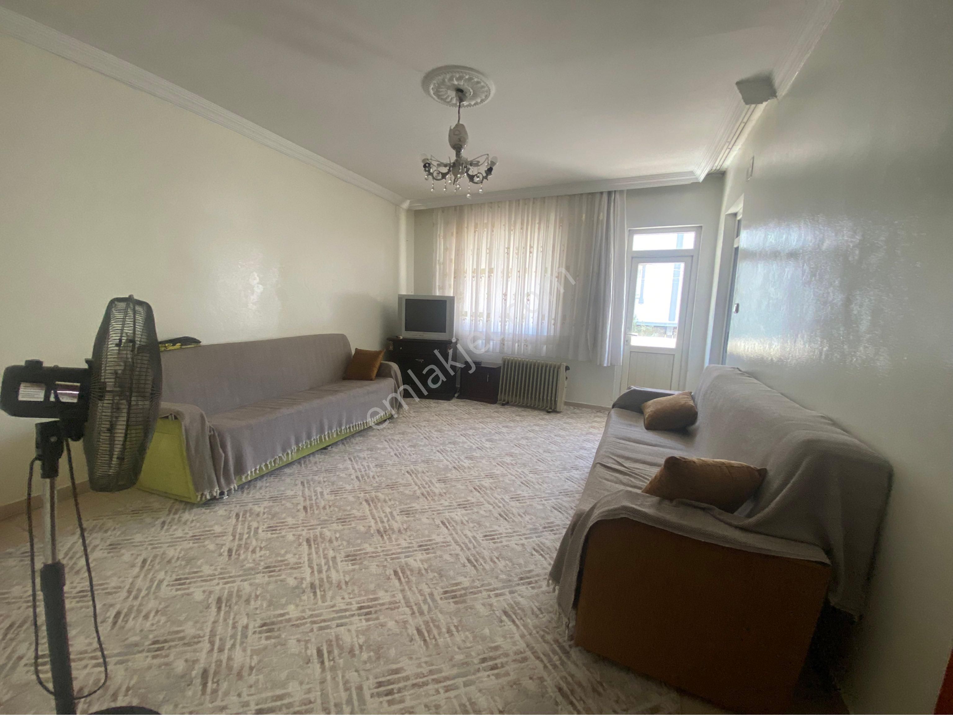 Güneş De 129m Dükkanlı , Garajlı, Ve 2 Adet Daireli, Ayaklı Ev - Görsel 33