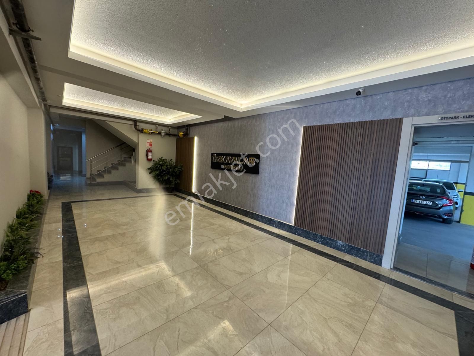 Menemen İstiklal Mah. Ön Cephe 2+1 110 M2 Lüks Satılık Daire - Görsel 12