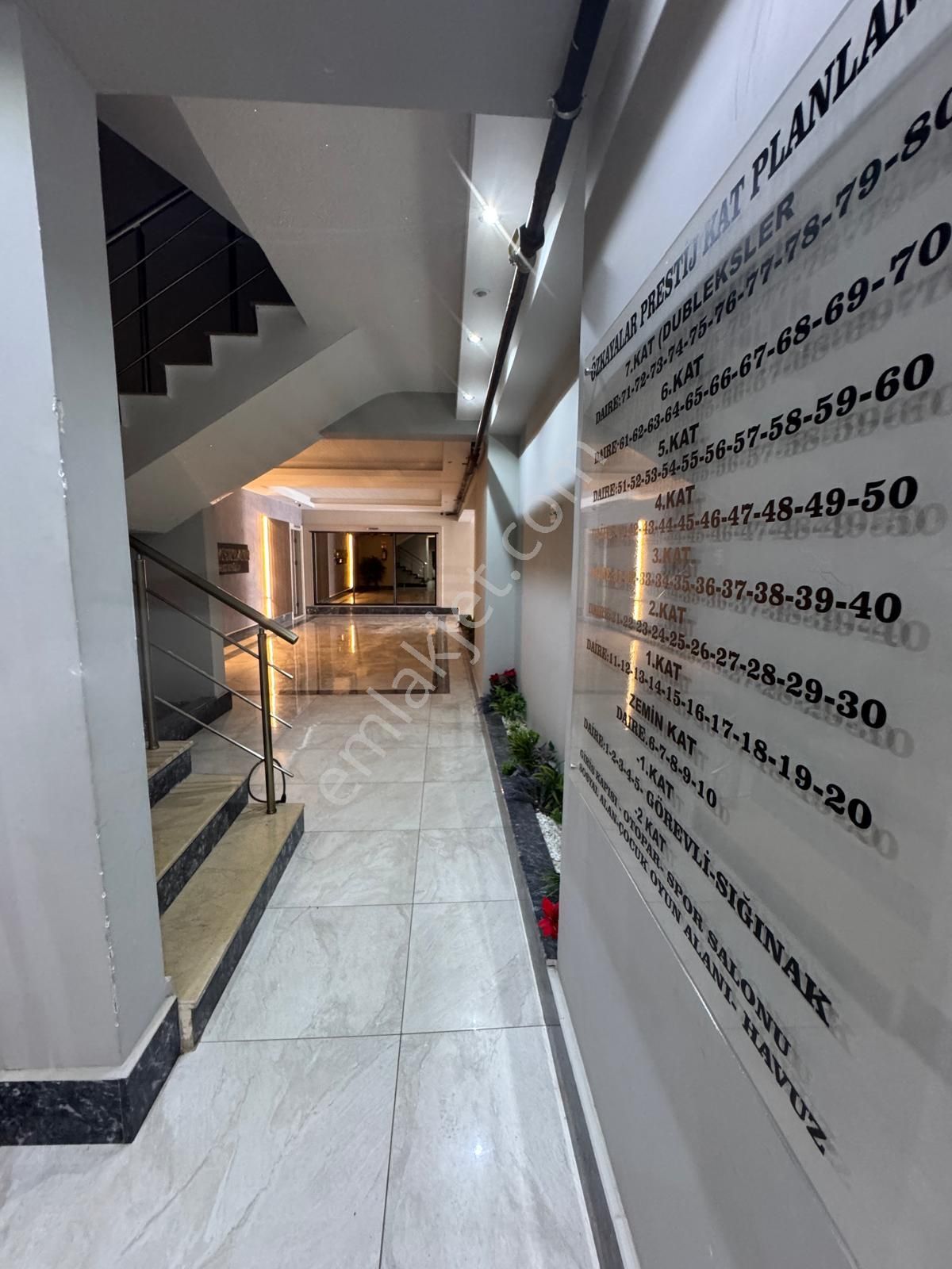 Menemen İstiklal Mah. Ön Cephe 2+1 110 M2 Lüks Satılık Daire - Görsel 2