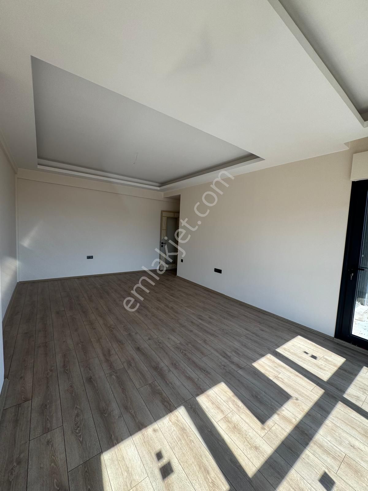 Menemen İstiklal Mah. Ön Cephe 2+1 110 M2 Lüks Satılık Daire - Görsel 9