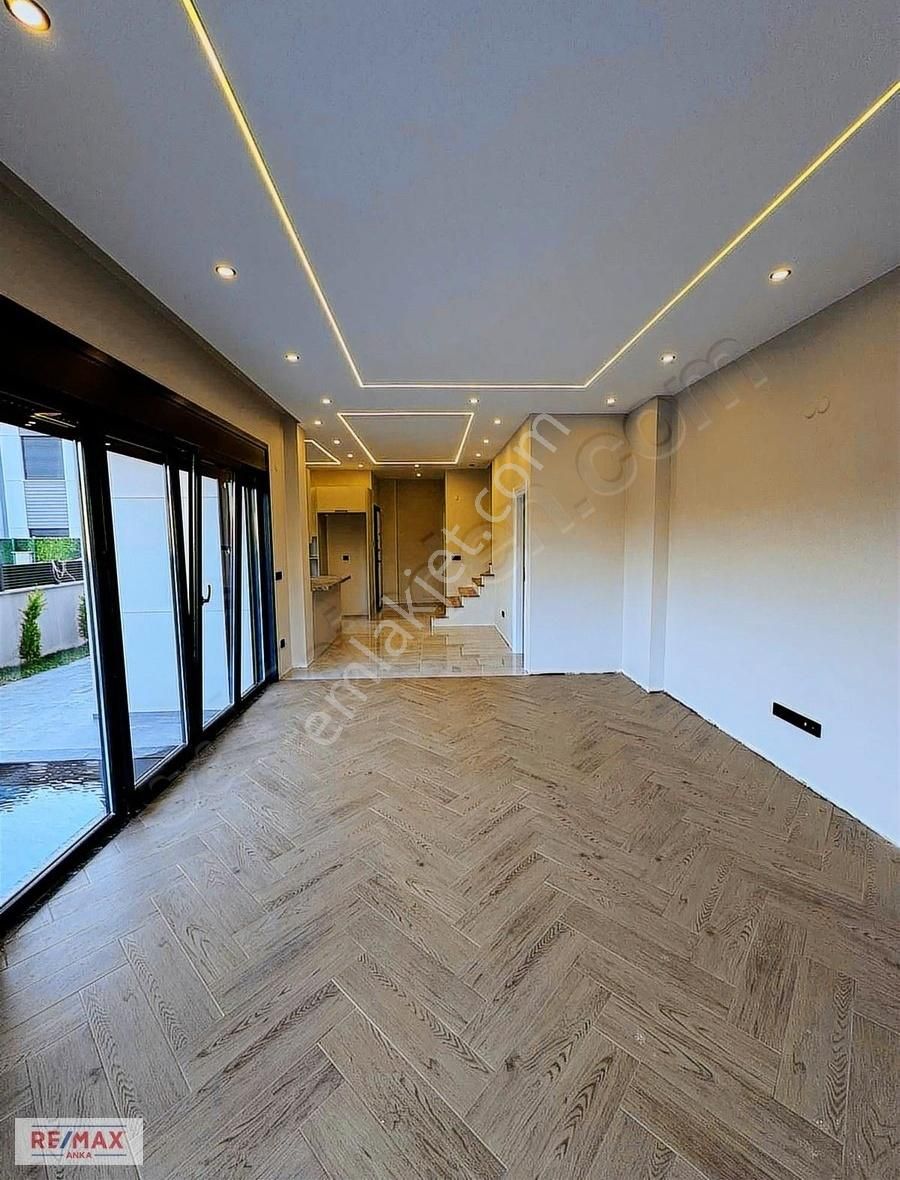 Şile Kumbaba 400 M2 Arsa İçerisinde Müstakil Havuzlu Villa - Görsel 23