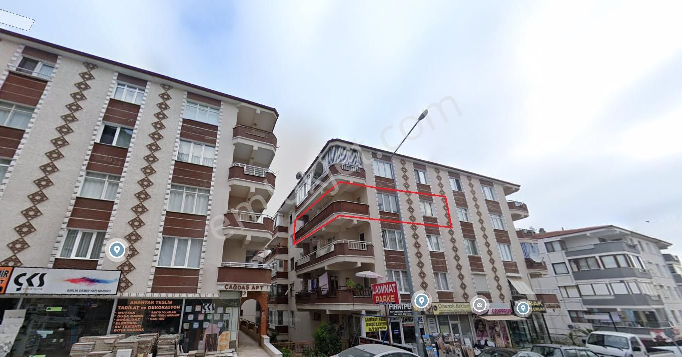 Çınarcık Merkezi Konumda Bakımlı 3+1 Daire - Görsel 2