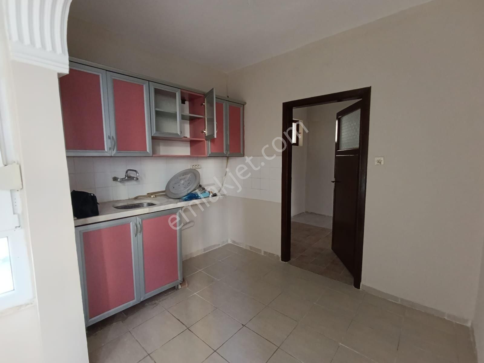 Alanya Kızlarpınarı Ayrı Mutfak Satılık 1+1 Daire
