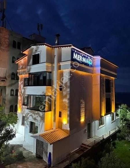 Akçakalede Denize Sıfır Full Eşyalı 3+1 170 M2 Kiralık Daire