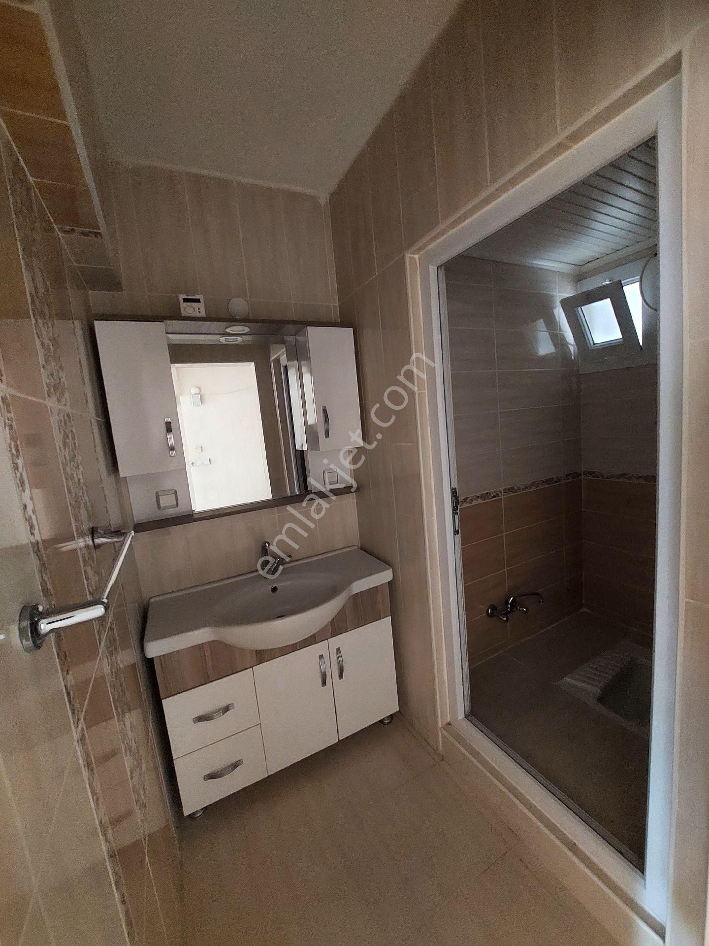 Konut Emlaktan Ara Kat Dogalgazlı 3+1 - Görsel 20